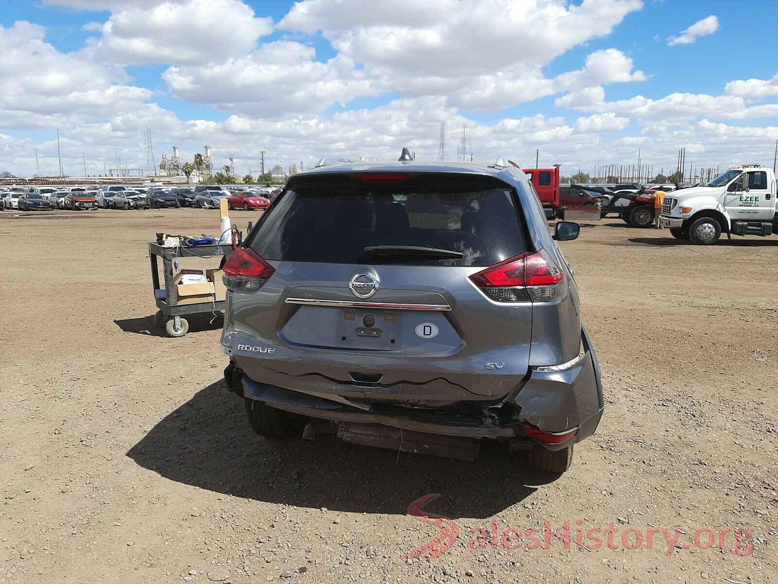 KNMAT2MT4JP549849 2018 NISSAN ROGUE