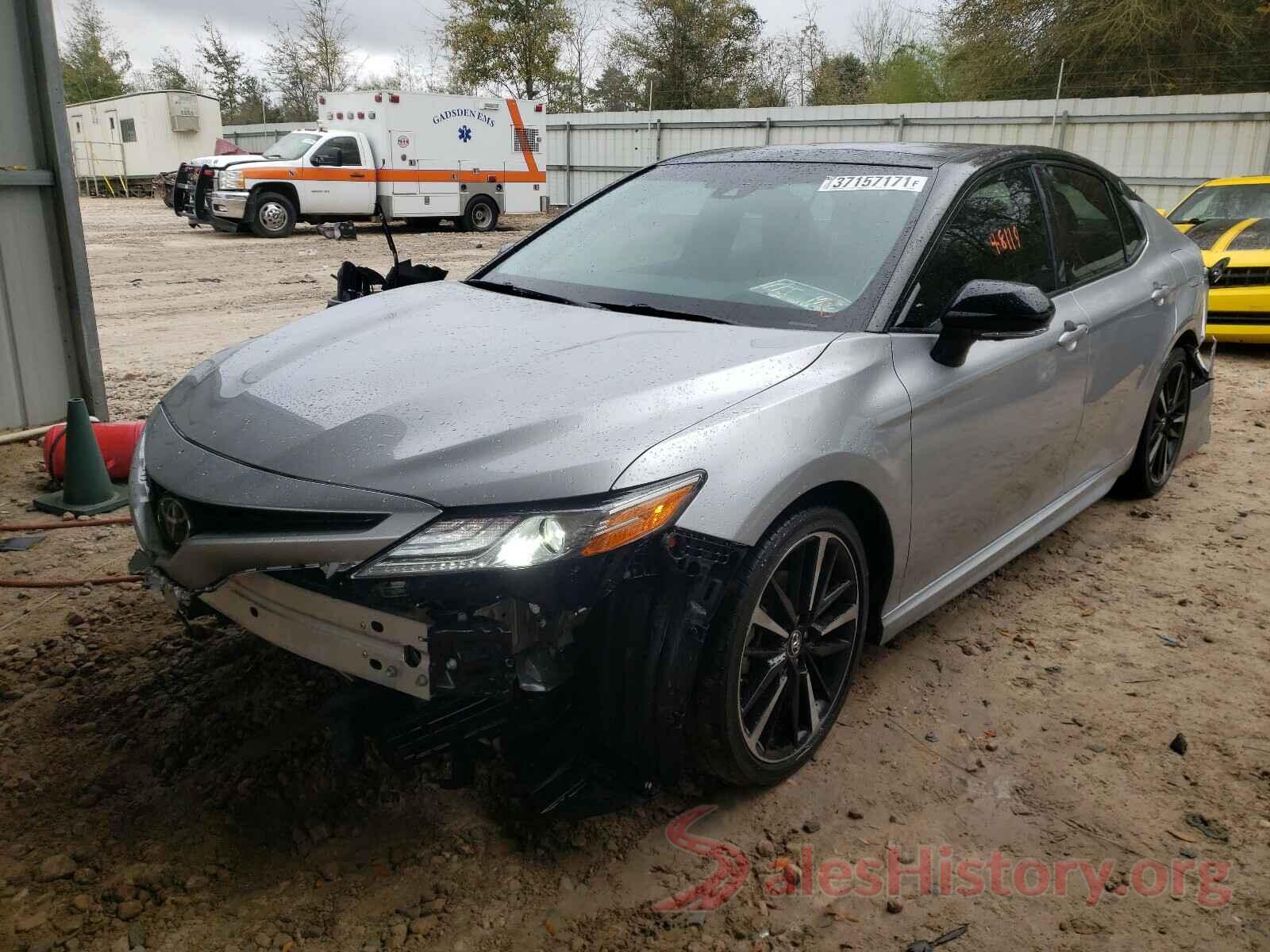 4T1B61HK9JU065843 2018 TOYOTA CAMRY