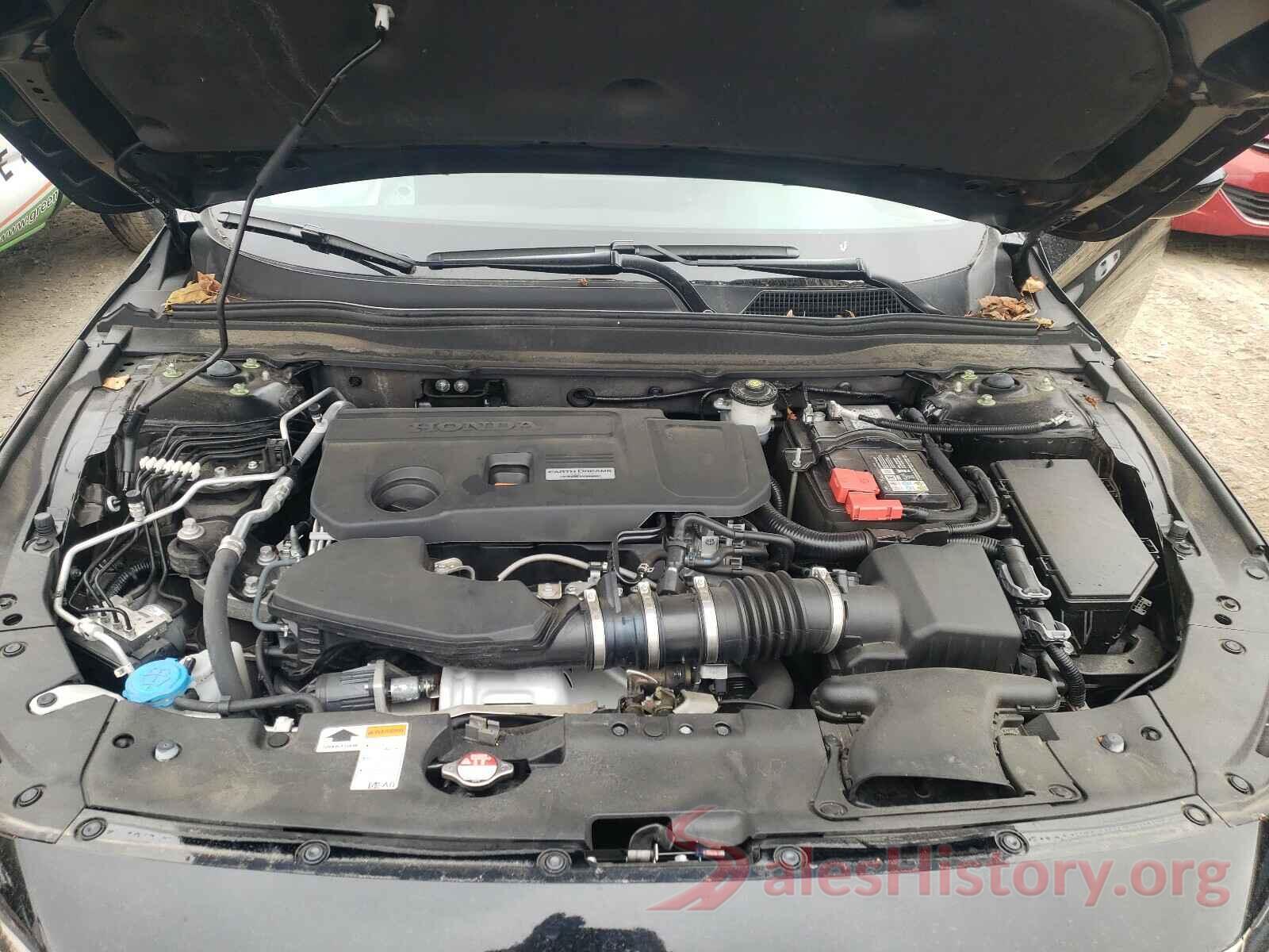 1HGCV2F34JA041465 2018 HONDA ACCORD