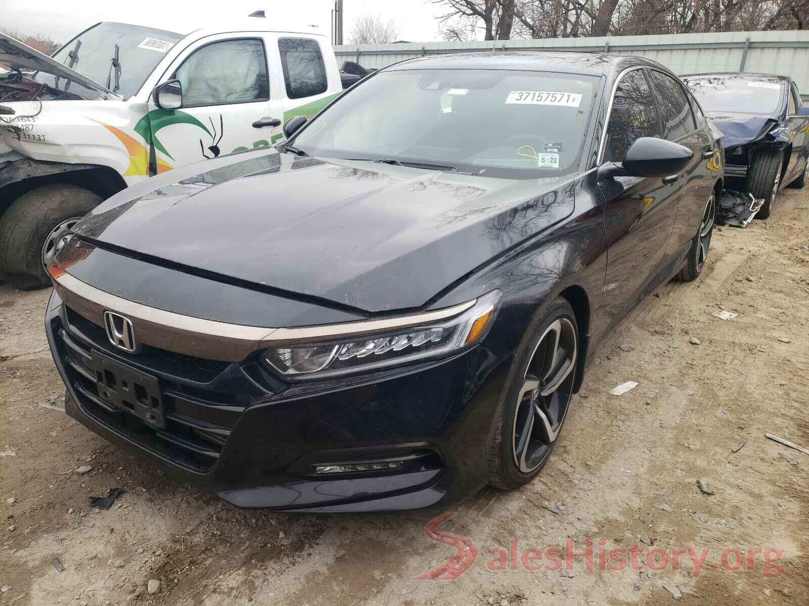 1HGCV2F34JA041465 2018 HONDA ACCORD