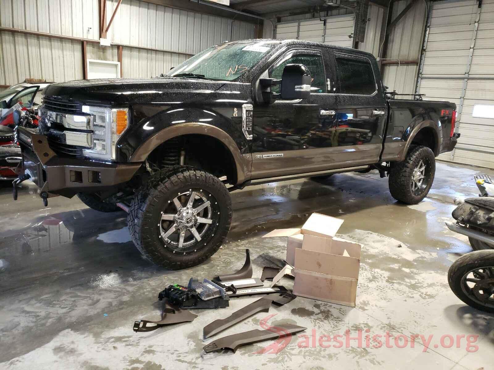 1FT7W2BT0HEE18010 2017 FORD F250