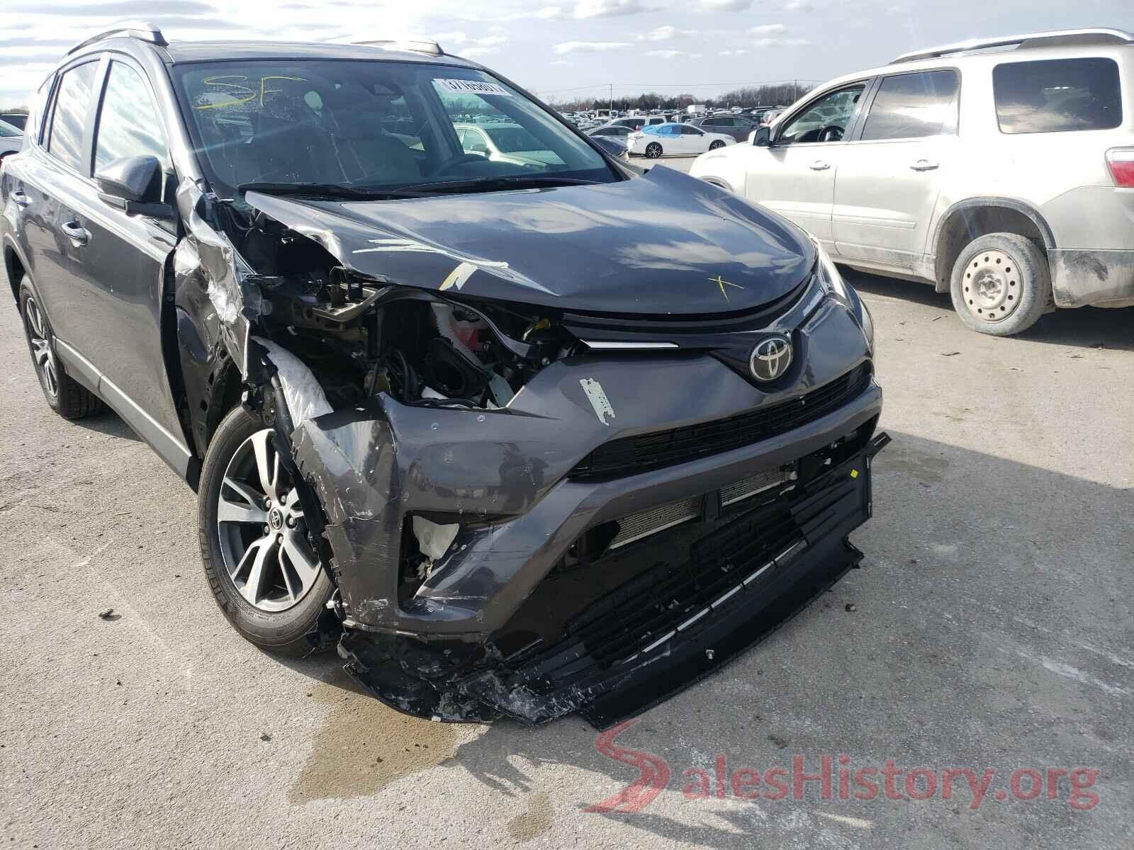 2T3WFREV0JW417018 2018 TOYOTA RAV4