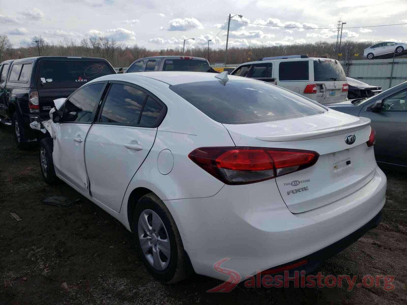 3KPFL4A72HE072082 2017 KIA FORTE