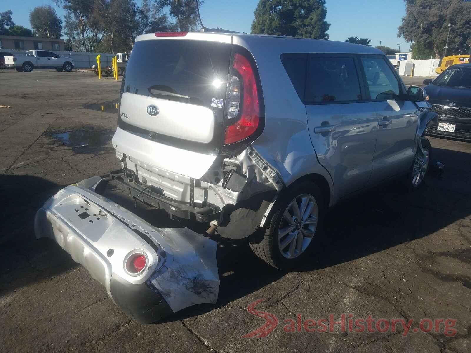 KNDJP3A54J7511733 2018 KIA SOUL