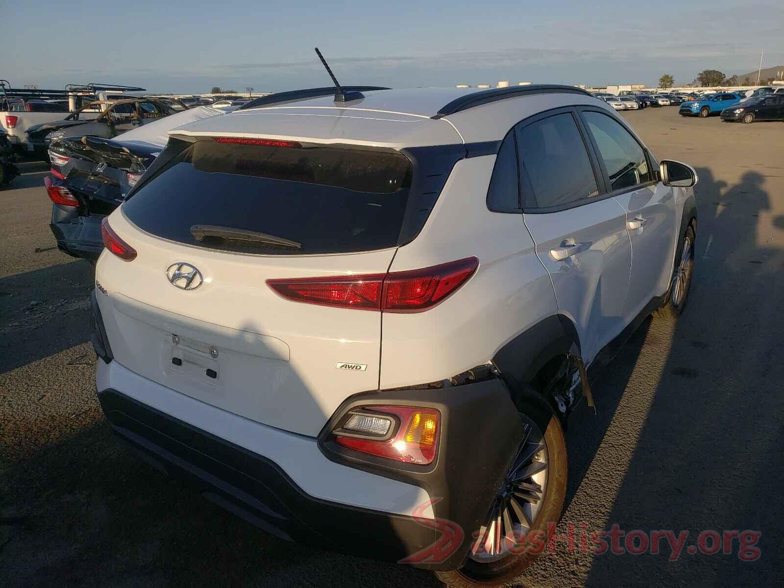 KM8K6CAA3JU092114 2018 HYUNDAI KONA