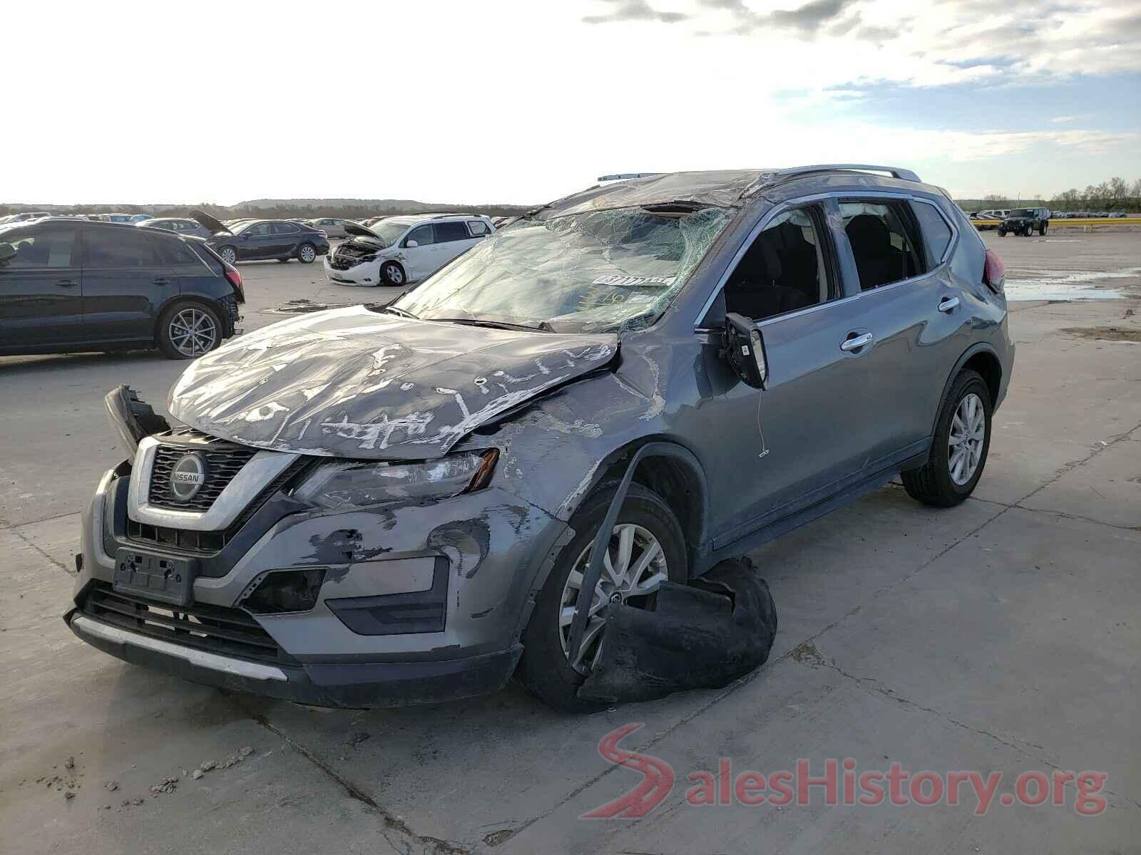 KNMAT2MT9JP518404 2018 NISSAN ROGUE