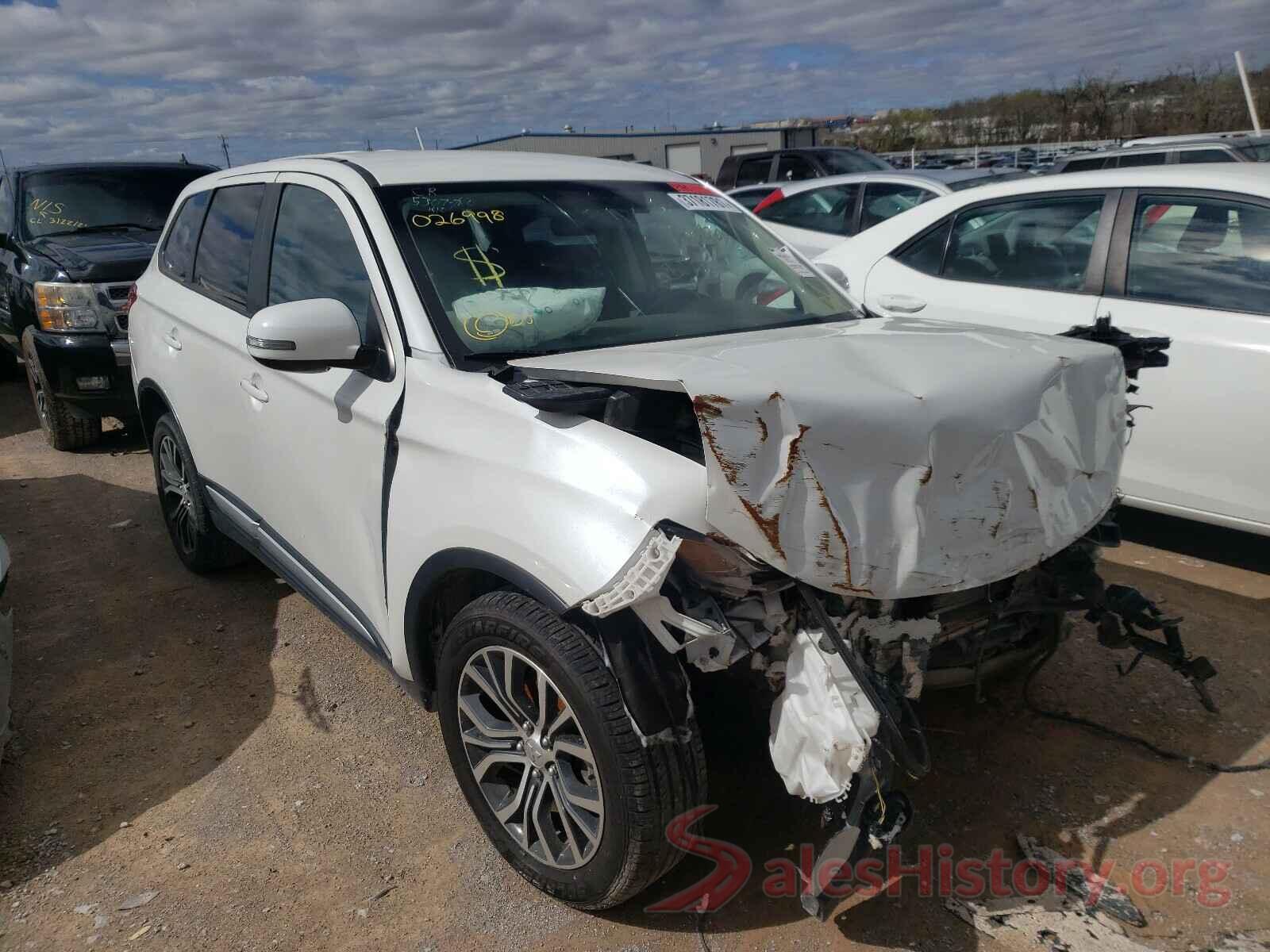 JA4AD3A33HZ026998 2017 MITSUBISHI OUTLANDER