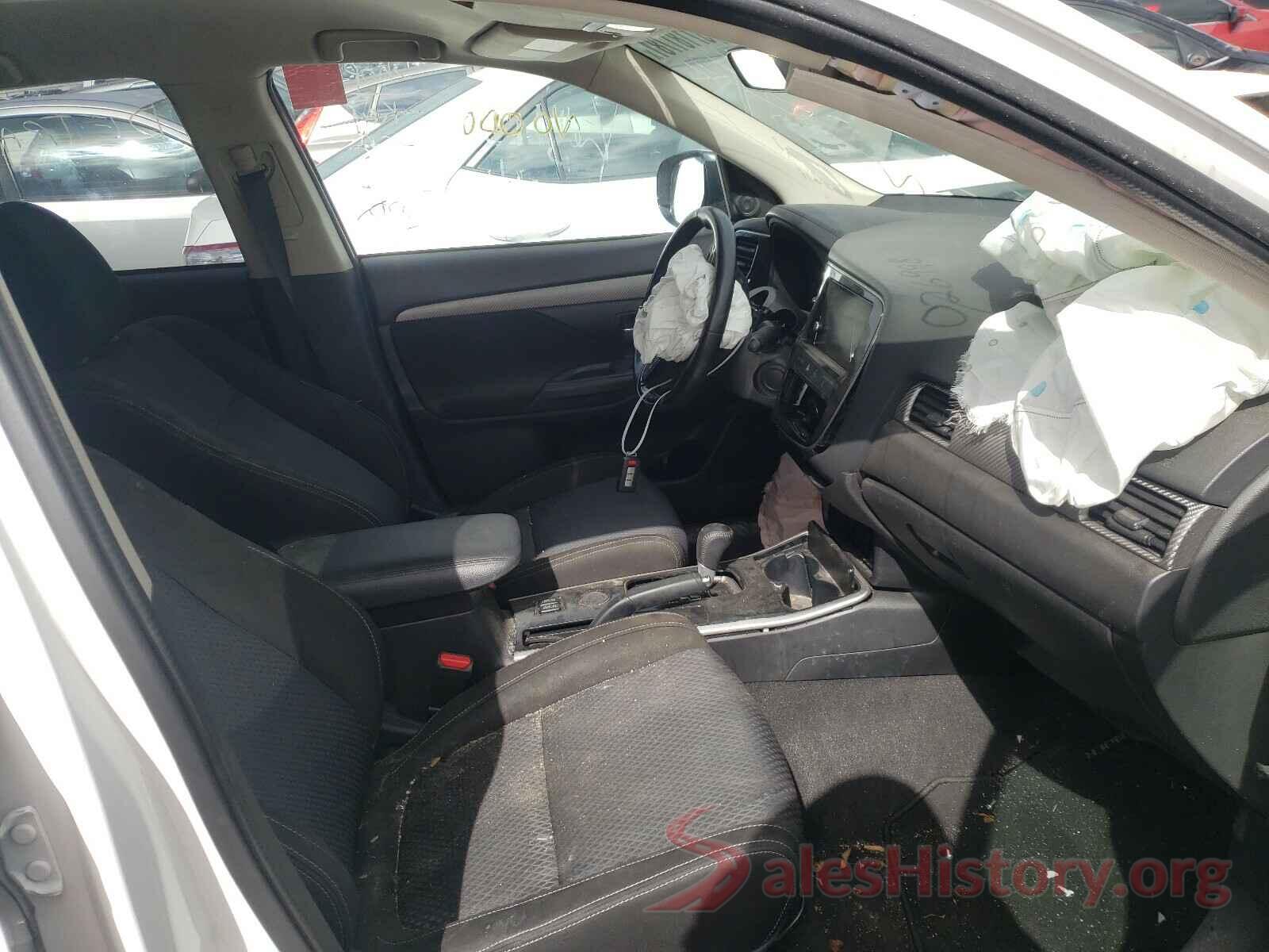 JA4AD3A33HZ026998 2017 MITSUBISHI OUTLANDER