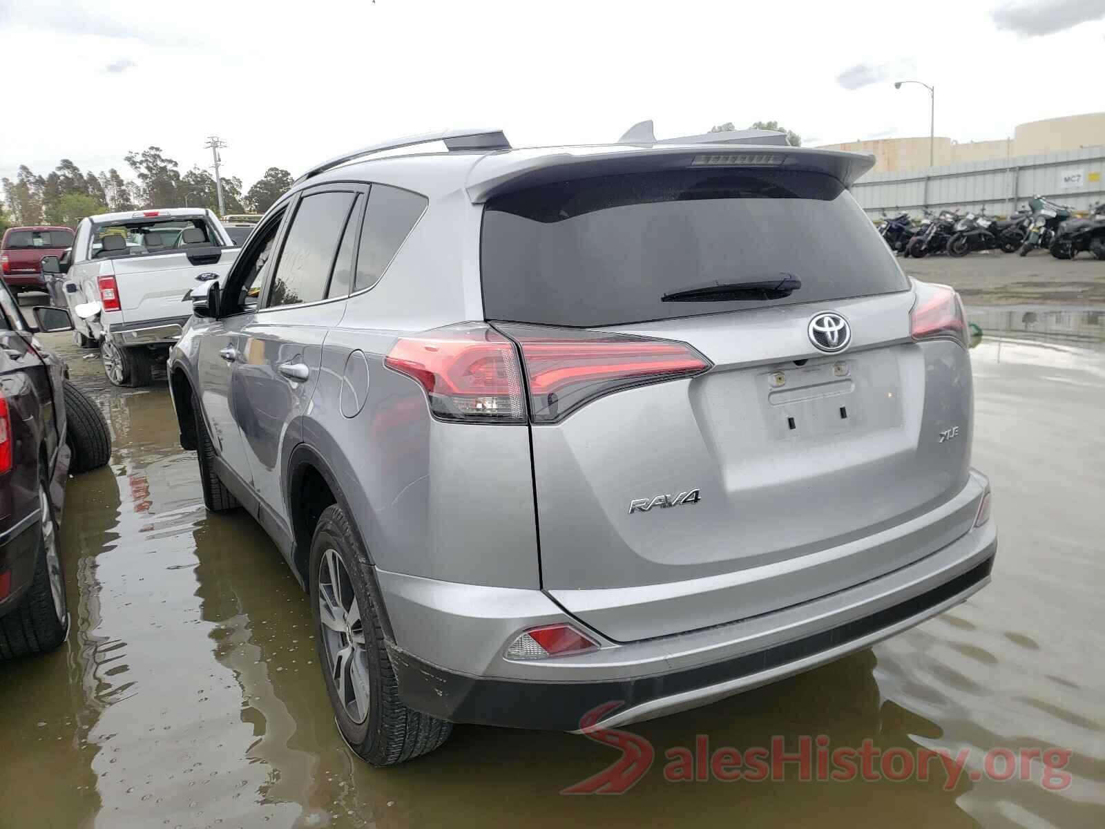 JTMWFREV7JD114475 2018 TOYOTA RAV4