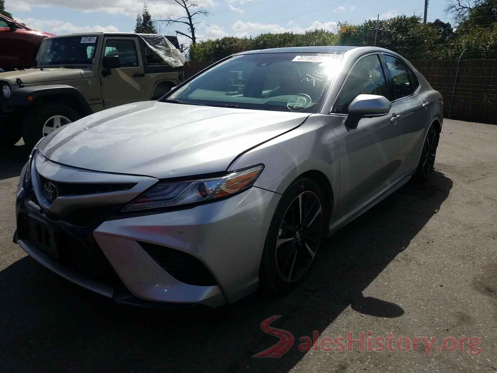 4T1B61HK0JU518599 2018 TOYOTA CAMRY