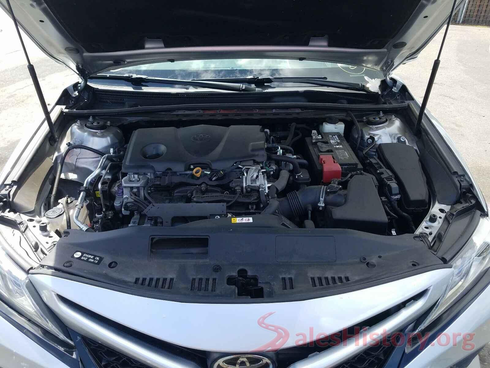 4T1B61HK0JU518599 2018 TOYOTA CAMRY