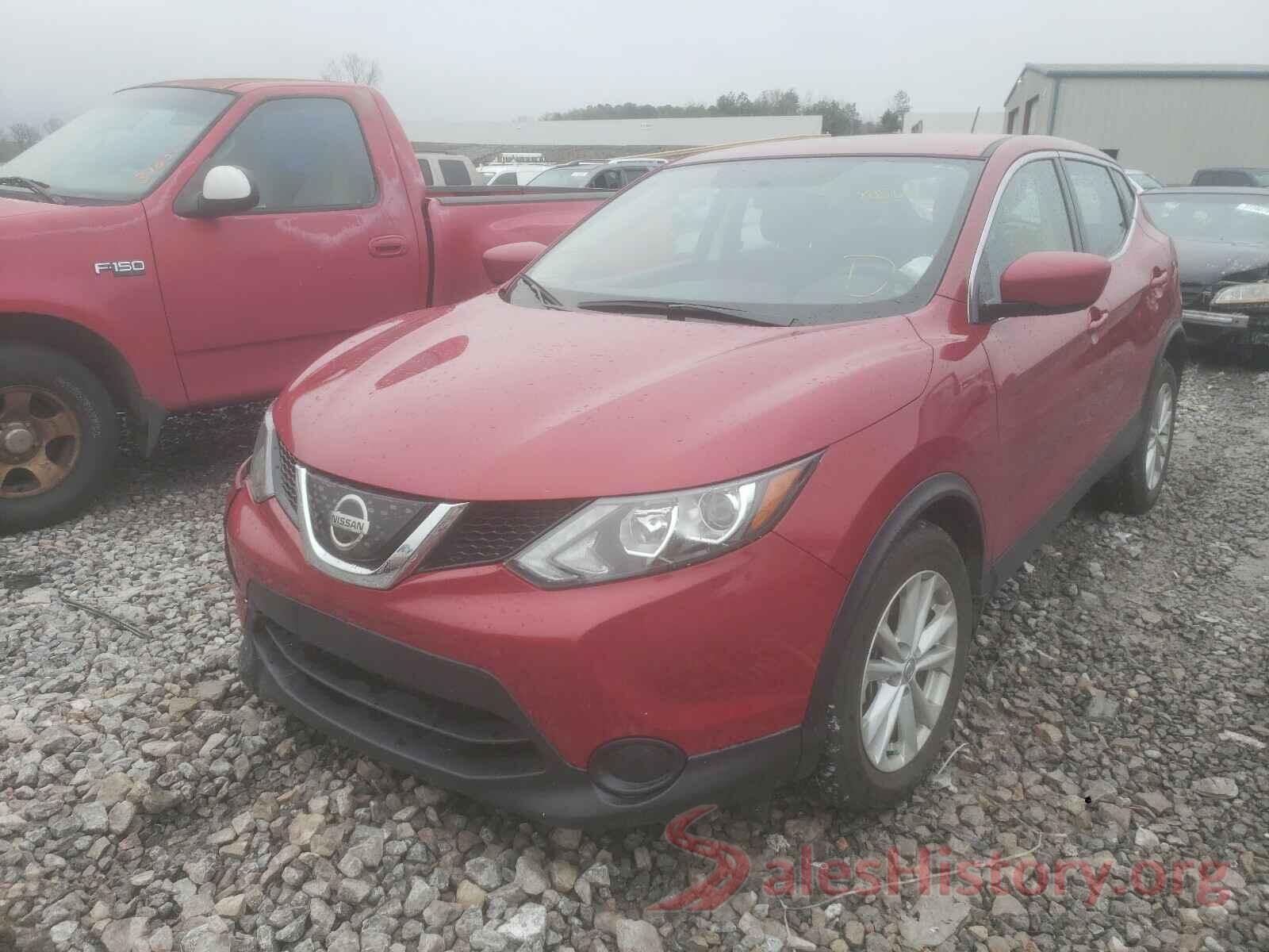 JN1BJ1CR2JW286327 2018 NISSAN ROGUE