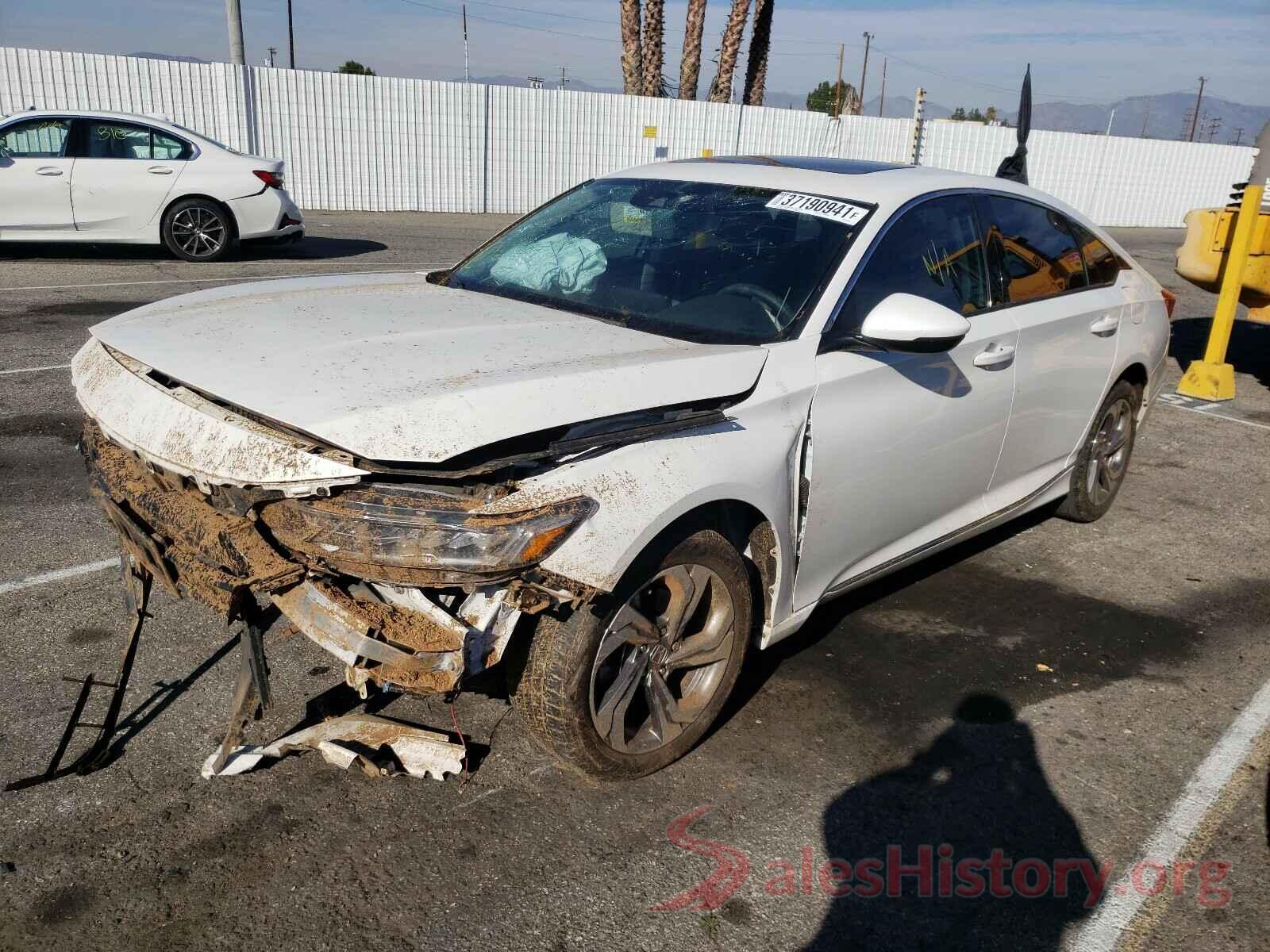 1HGCV1F53JA002538 2018 HONDA ACCORD