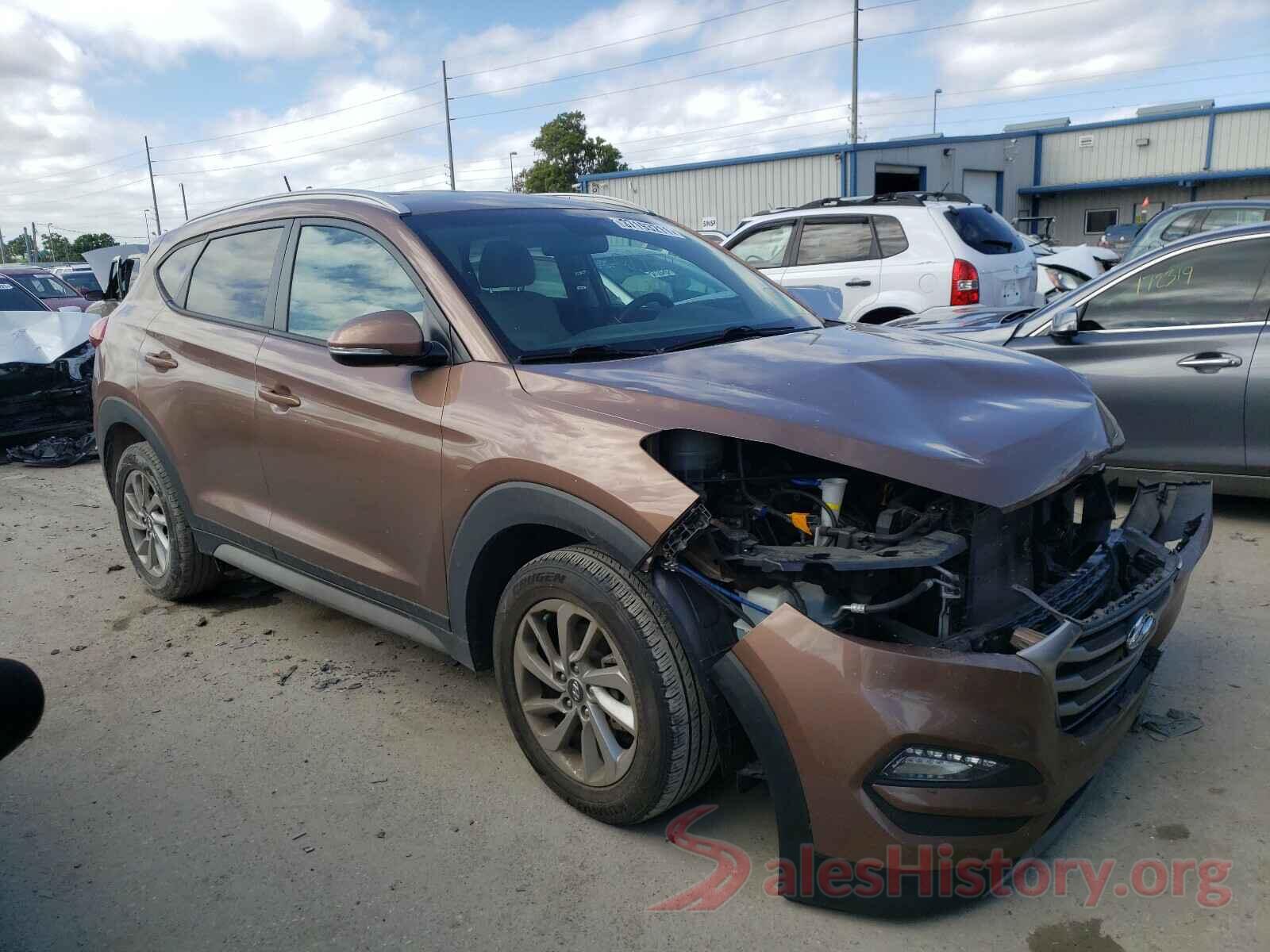 KM8J33A21HU372072 2017 HYUNDAI TUCSON