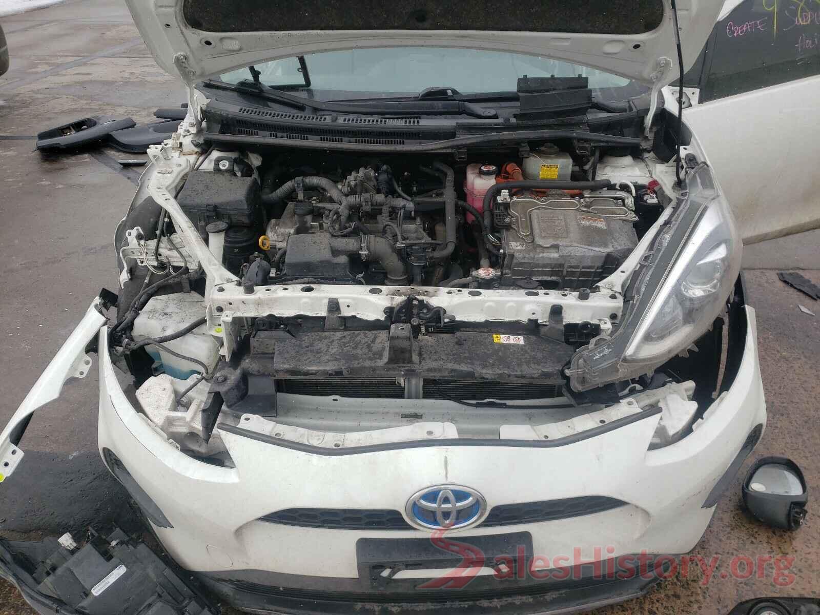 JTDKDTB30J1604651 2018 TOYOTA PRIUS