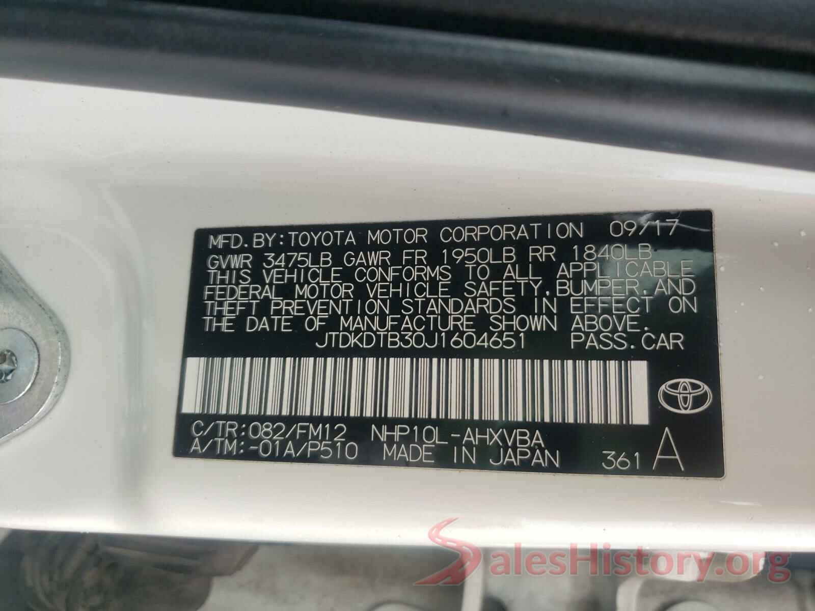 JTDKDTB30J1604651 2018 TOYOTA PRIUS