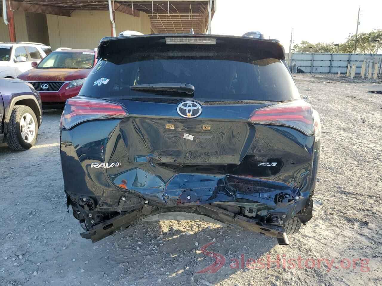 JTMWFREV8JJ209516 2018 TOYOTA RAV4