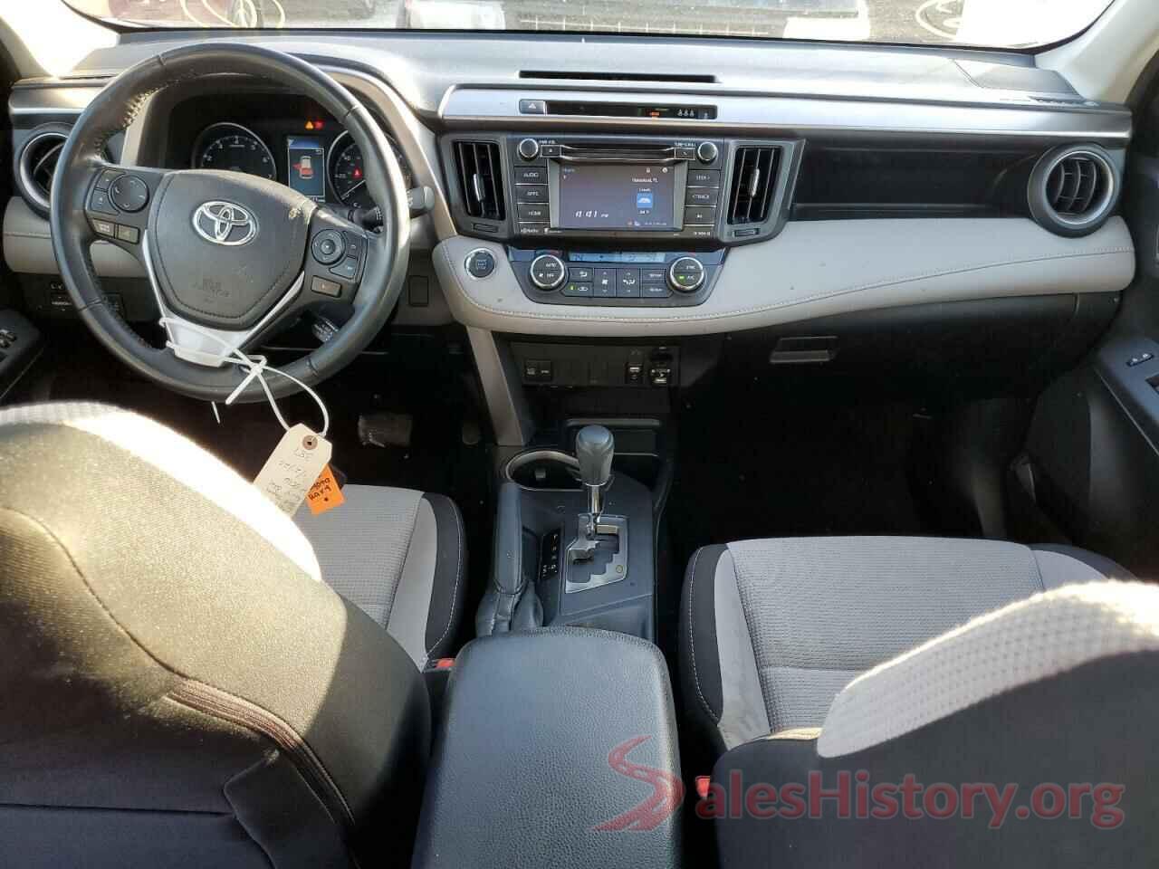 JTMWFREV8JJ209516 2018 TOYOTA RAV4