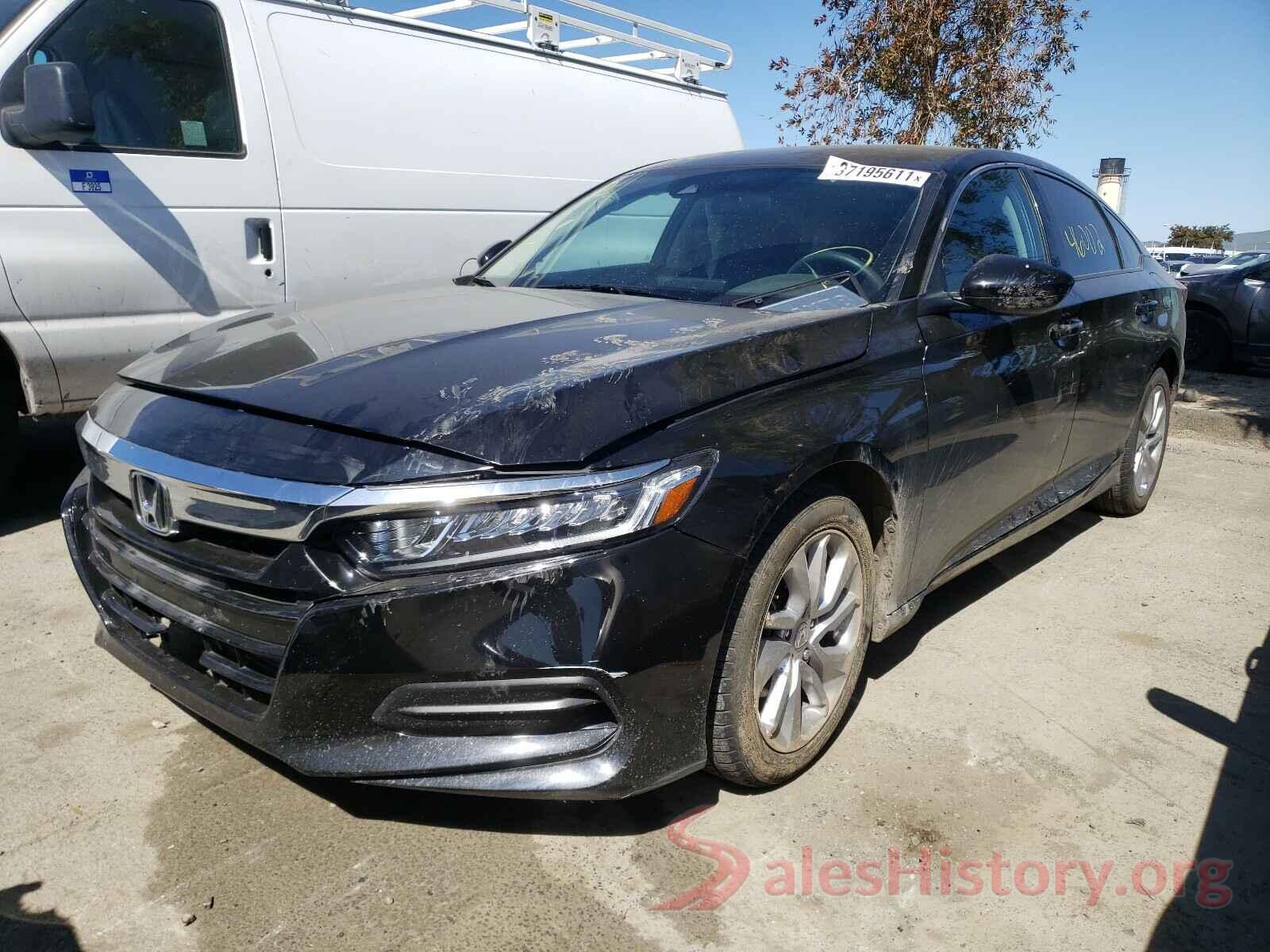 1HGCV1F17KA132465 2019 HONDA ACCORD