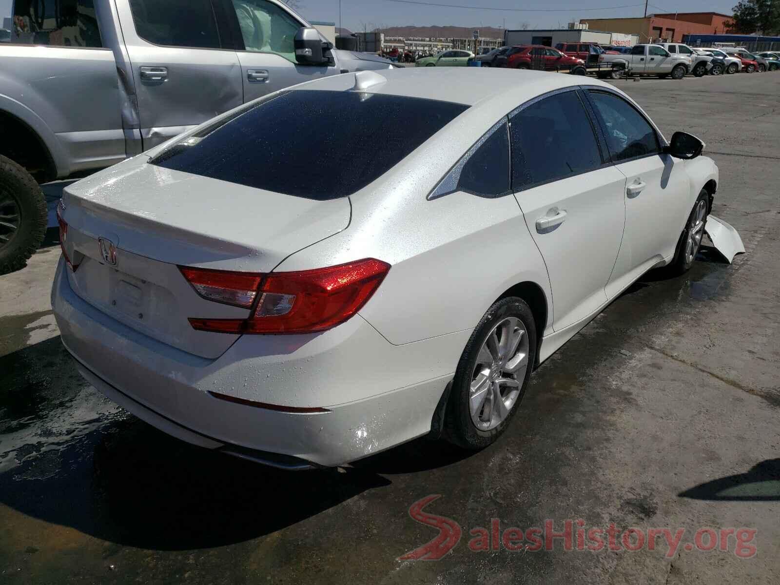 1HGCV1F12JA117239 2018 HONDA ACCORD