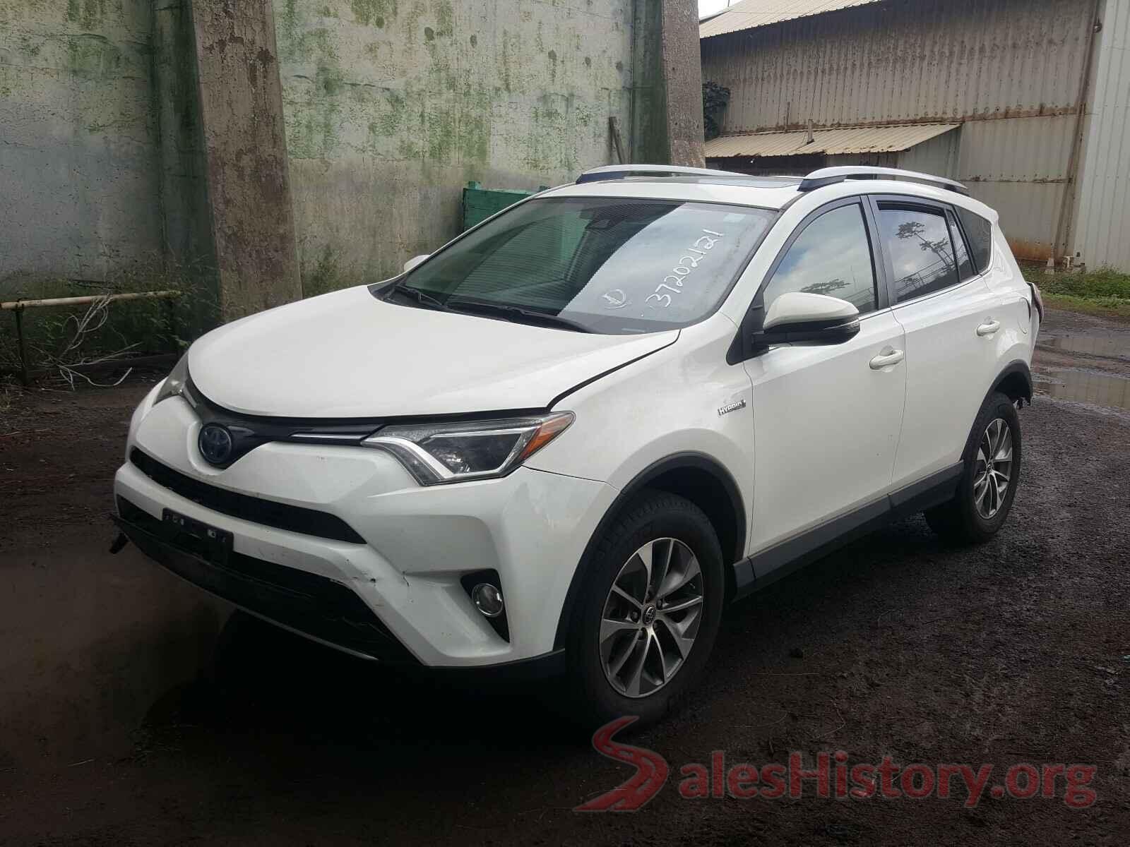 JTMRJREV7HD072184 2017 TOYOTA RAV4