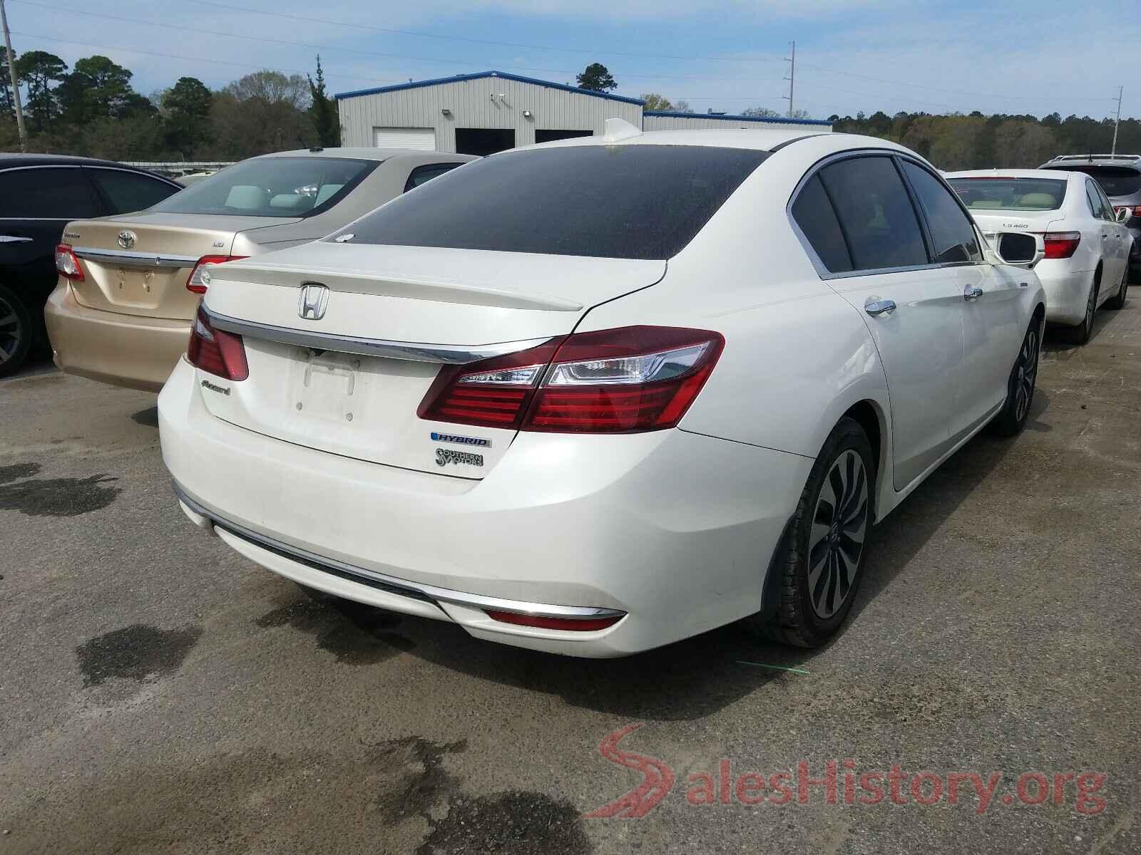 JHMCR6F54HC002111 2017 HONDA ACCORD