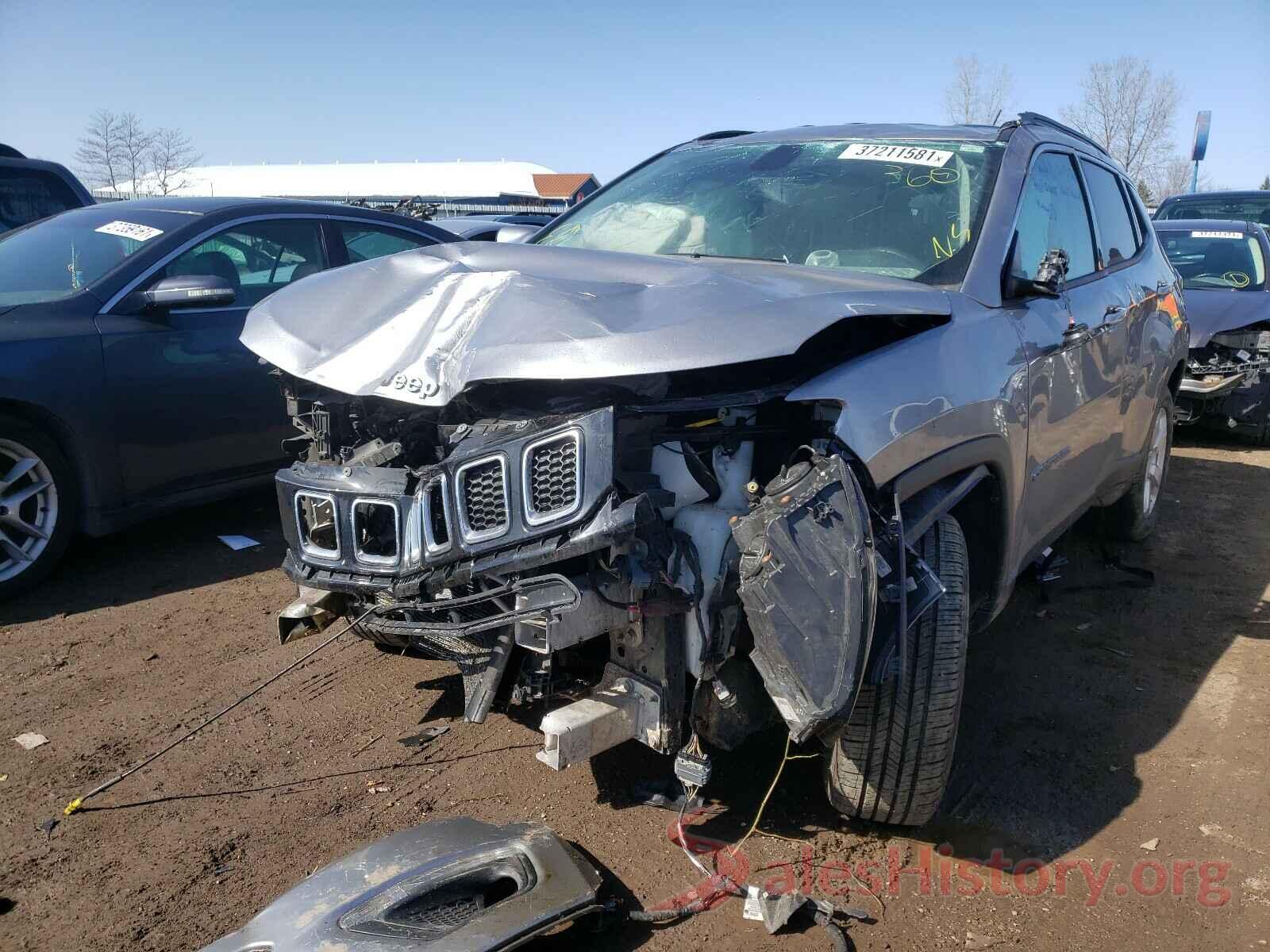 3C4NJDBB2JT283983 2018 JEEP COMPASS