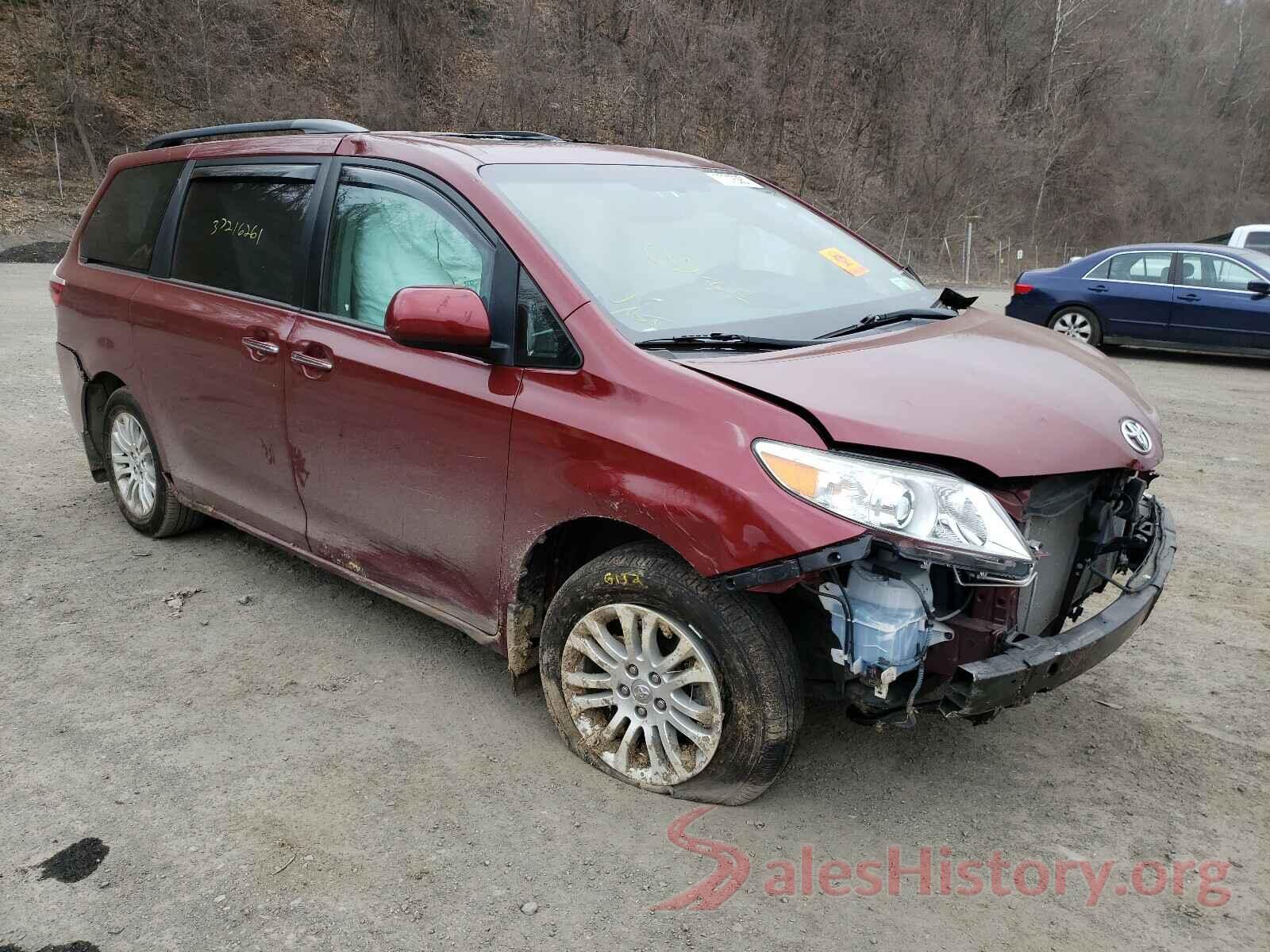 5TDYZ3DC7HS817781 2017 TOYOTA SIENNA