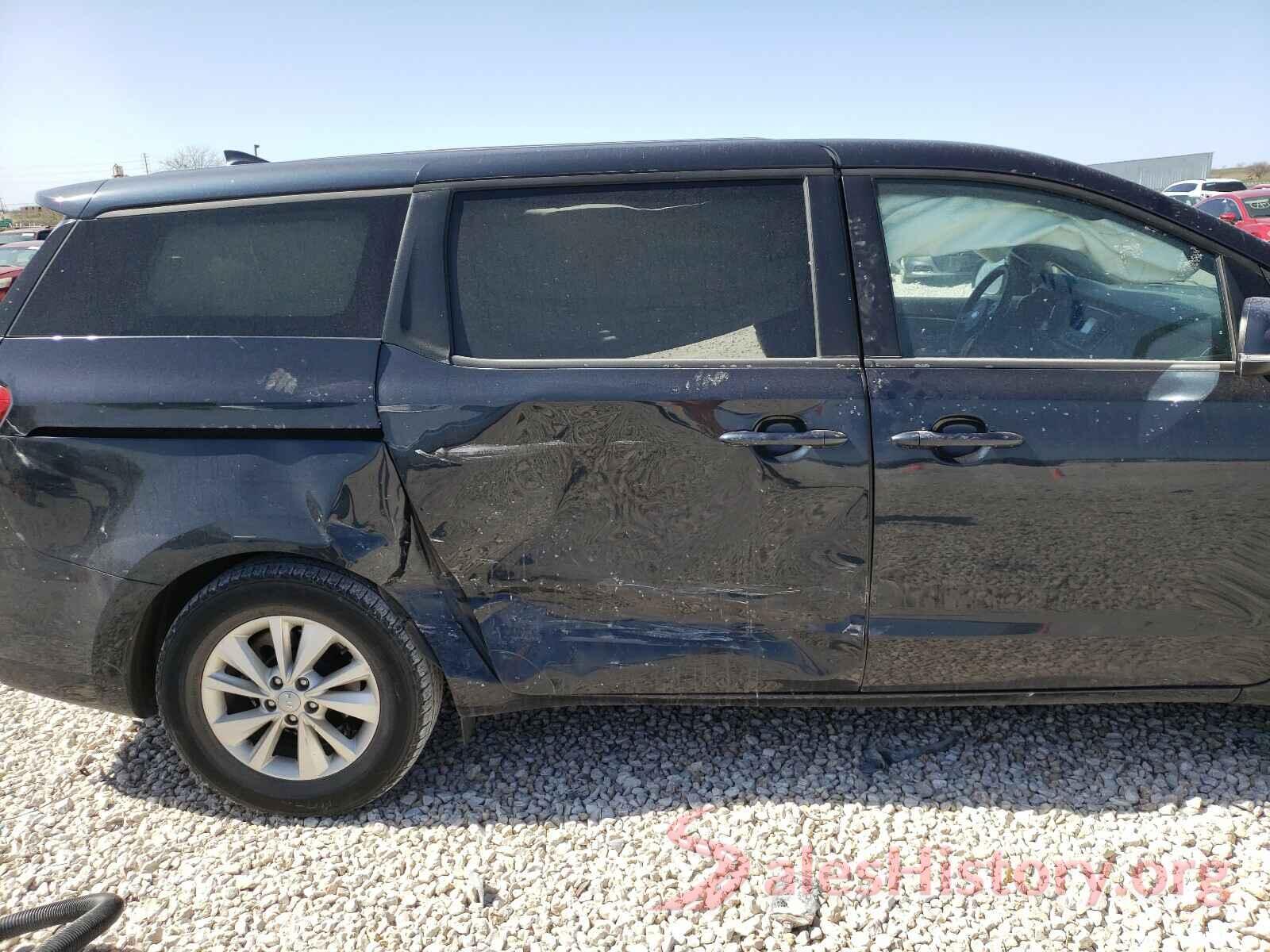 KNDMB5C14H6244661 2017 KIA SEDONA