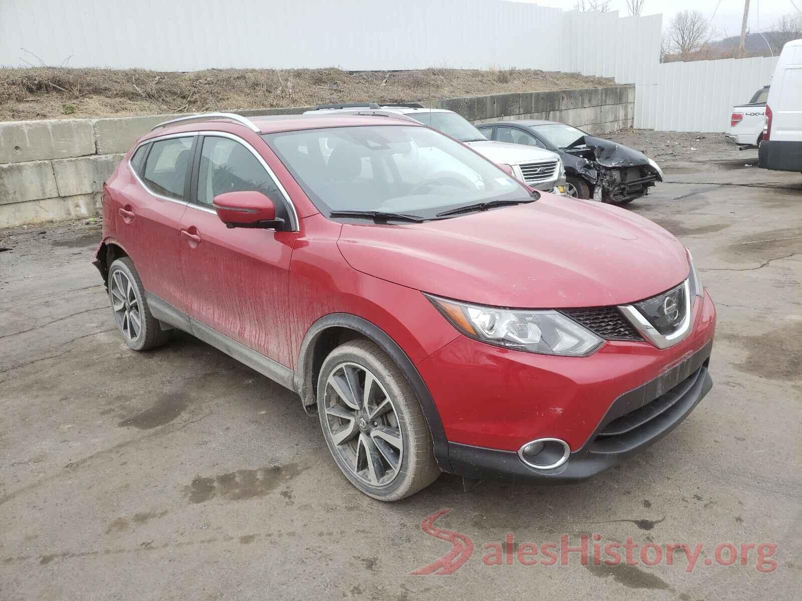 JN1BJ1CR1HW114722 2017 NISSAN ROGUE