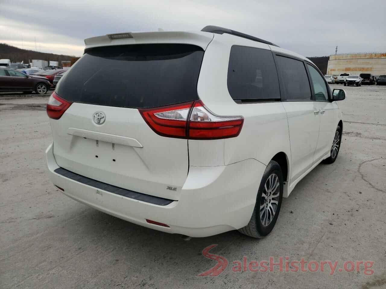 5TDYZ3DC9JS925678 2018 TOYOTA SIENNA