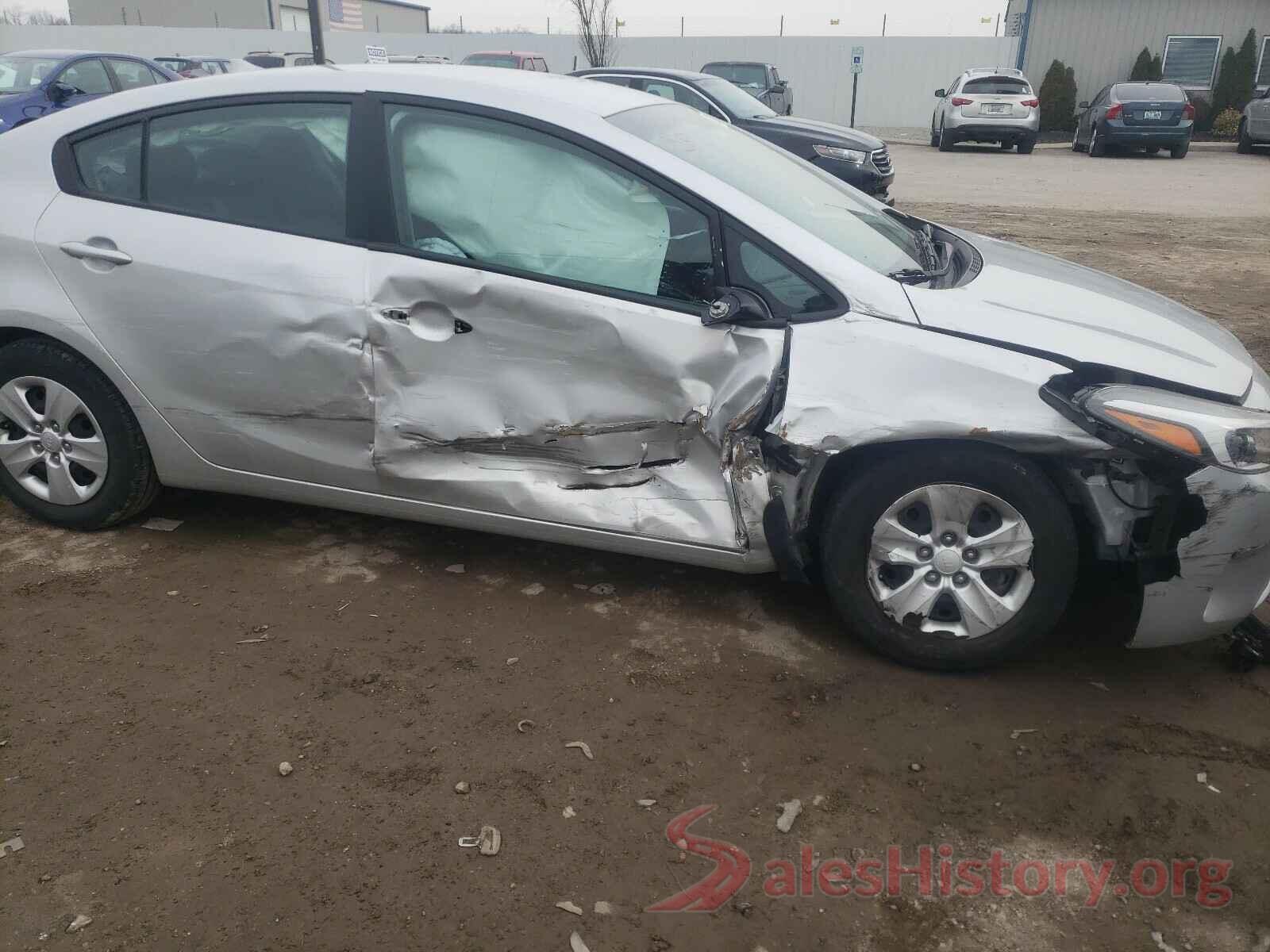 3KPFK4A73JE227232 2018 KIA FORTE