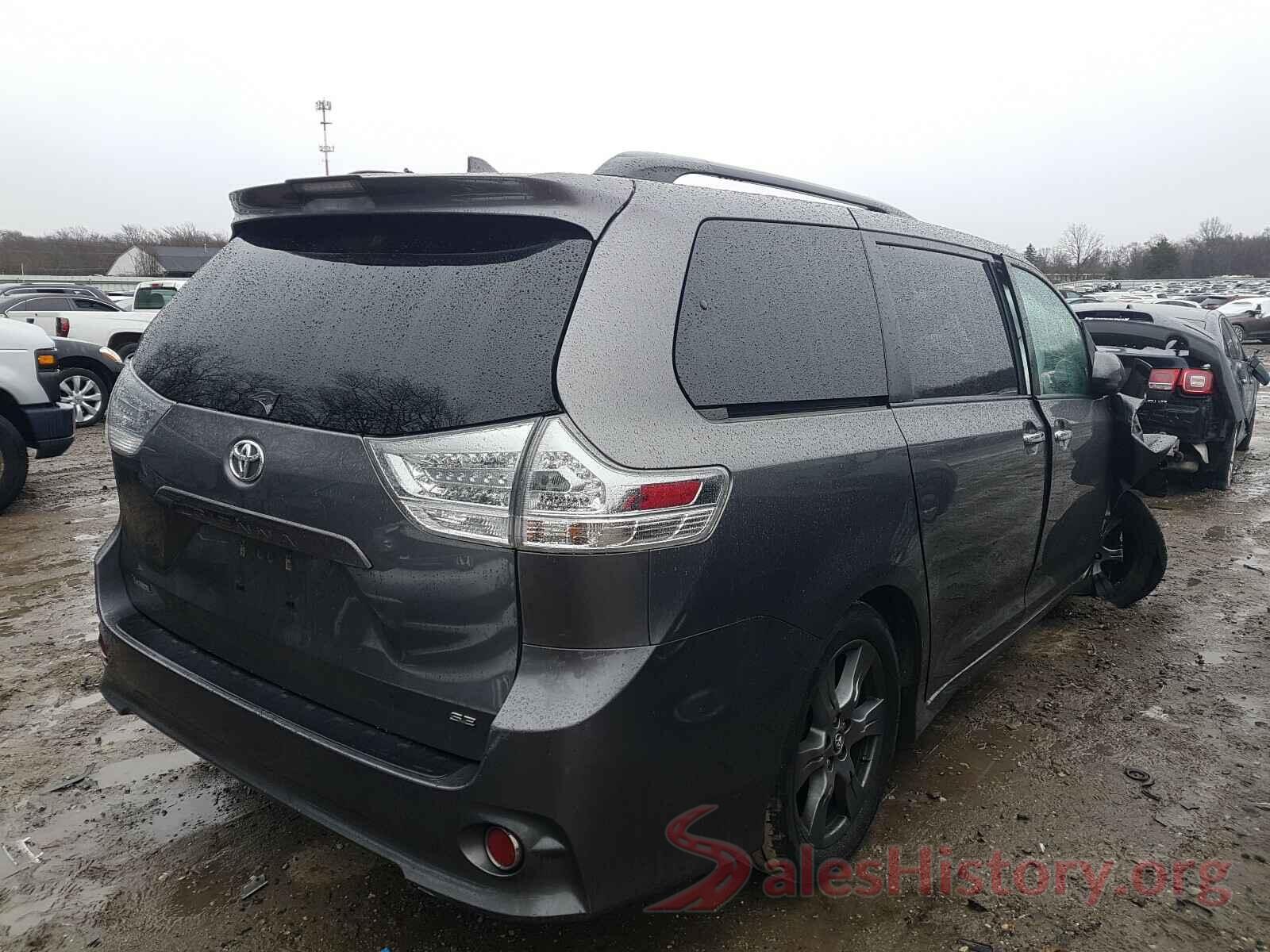 5TDXZ3DC5JS918965 2018 TOYOTA SIENNA