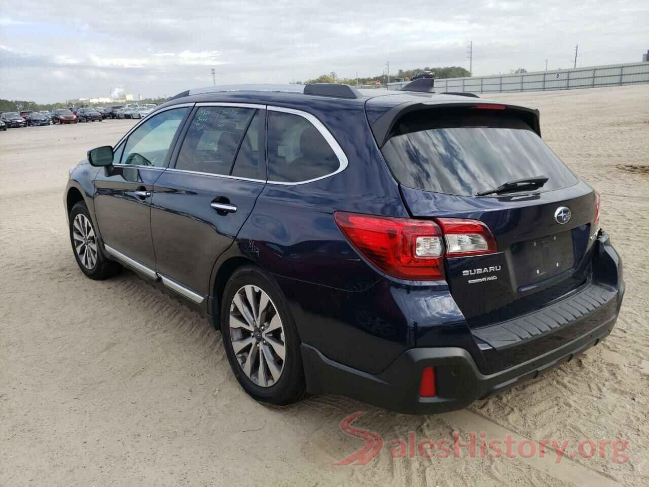 4S4BSATC6J3305271 2018 SUBARU OUTBACK