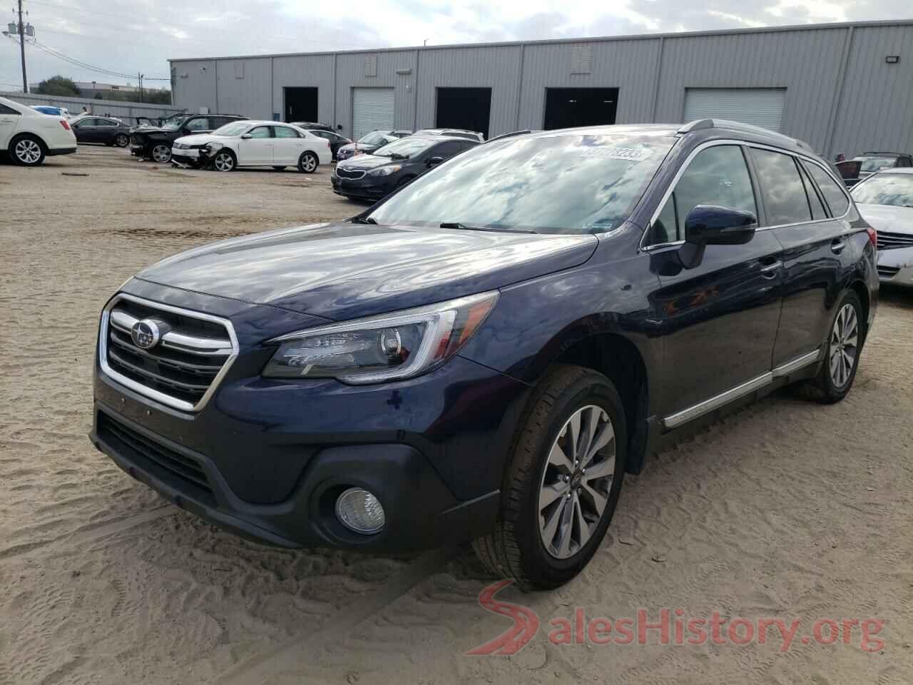 4S4BSATC6J3305271 2018 SUBARU OUTBACK