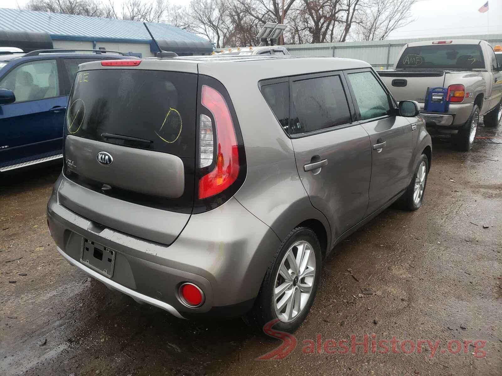 KNDJP3A53J7533027 2018 KIA SOUL