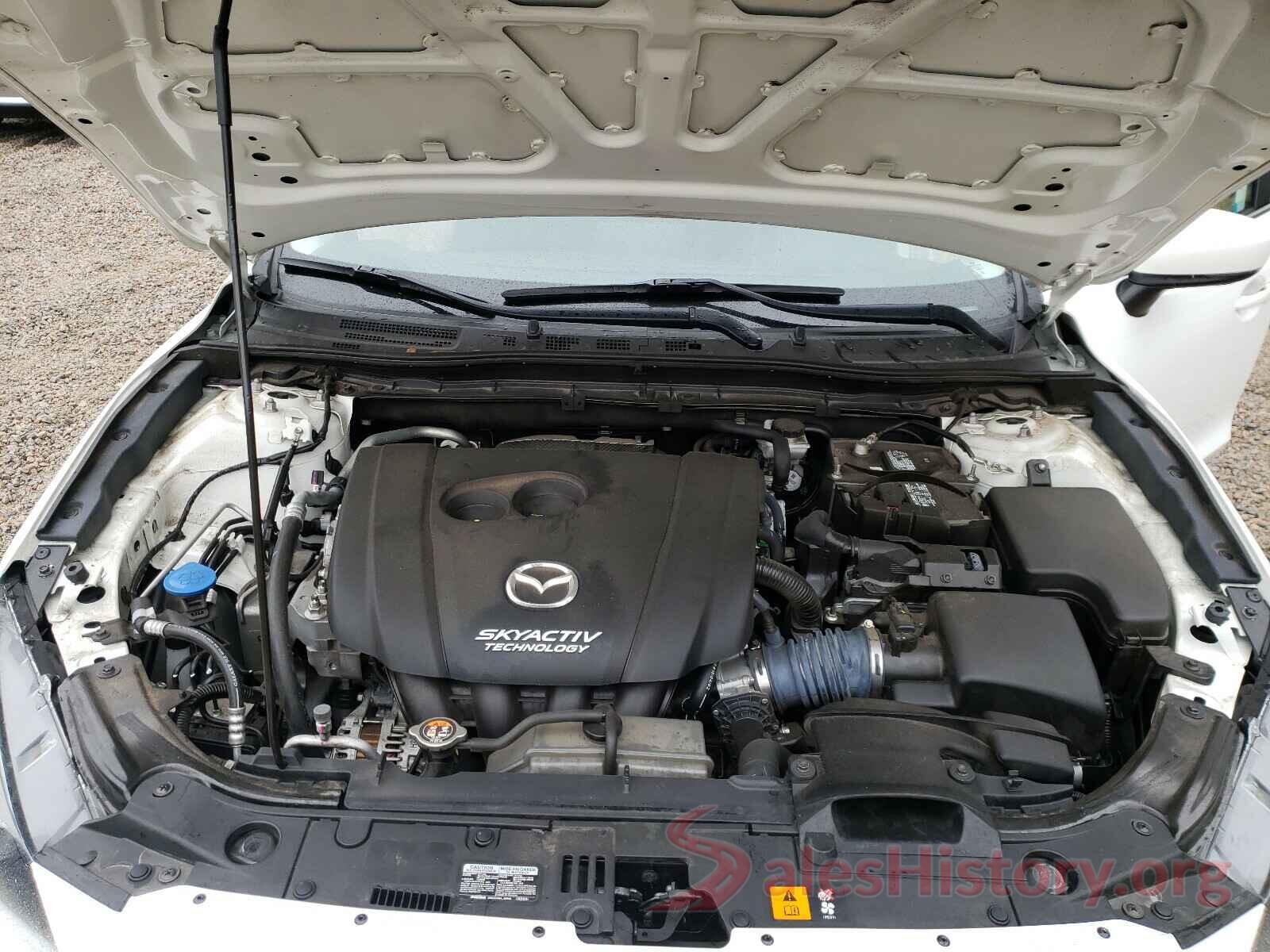 3MZBN1L3XJM255806 2018 MAZDA 3