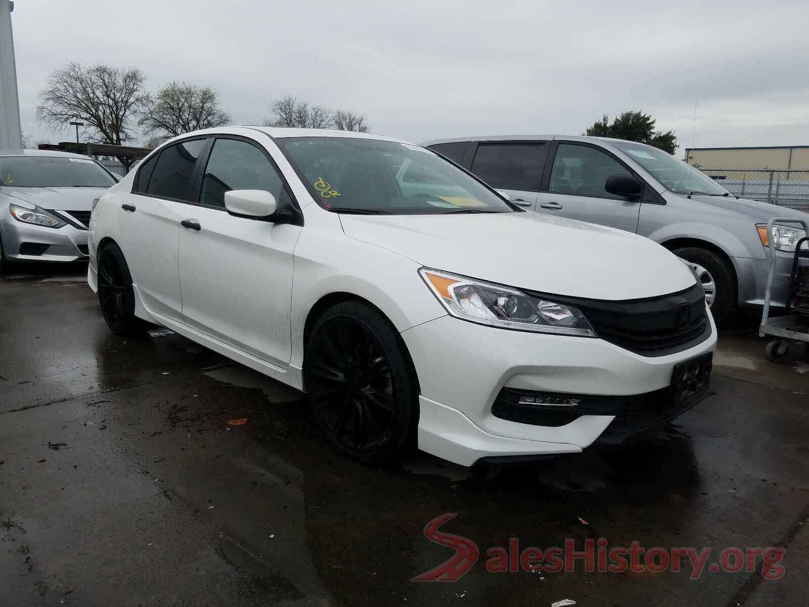 1HGCR2F57HA237772 2017 HONDA ACCORD