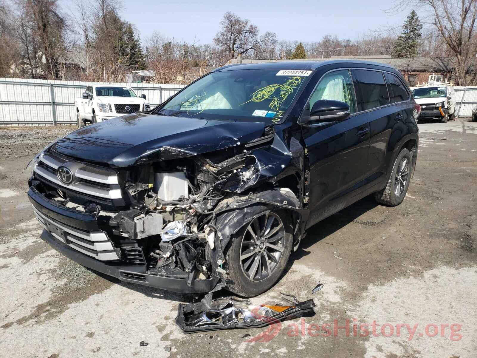 5TDJZRFH6JS903666 2018 TOYOTA HIGHLANDER