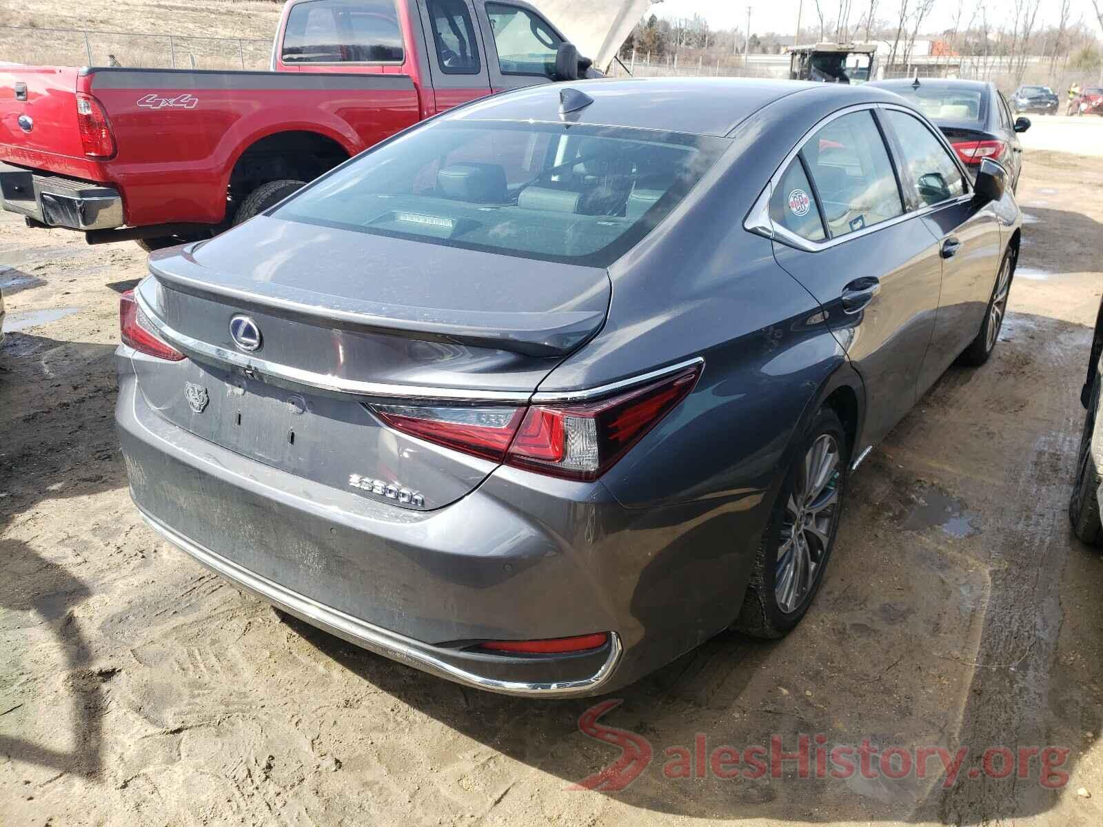 58AB21B10KU001339 2019 LEXUS ES300