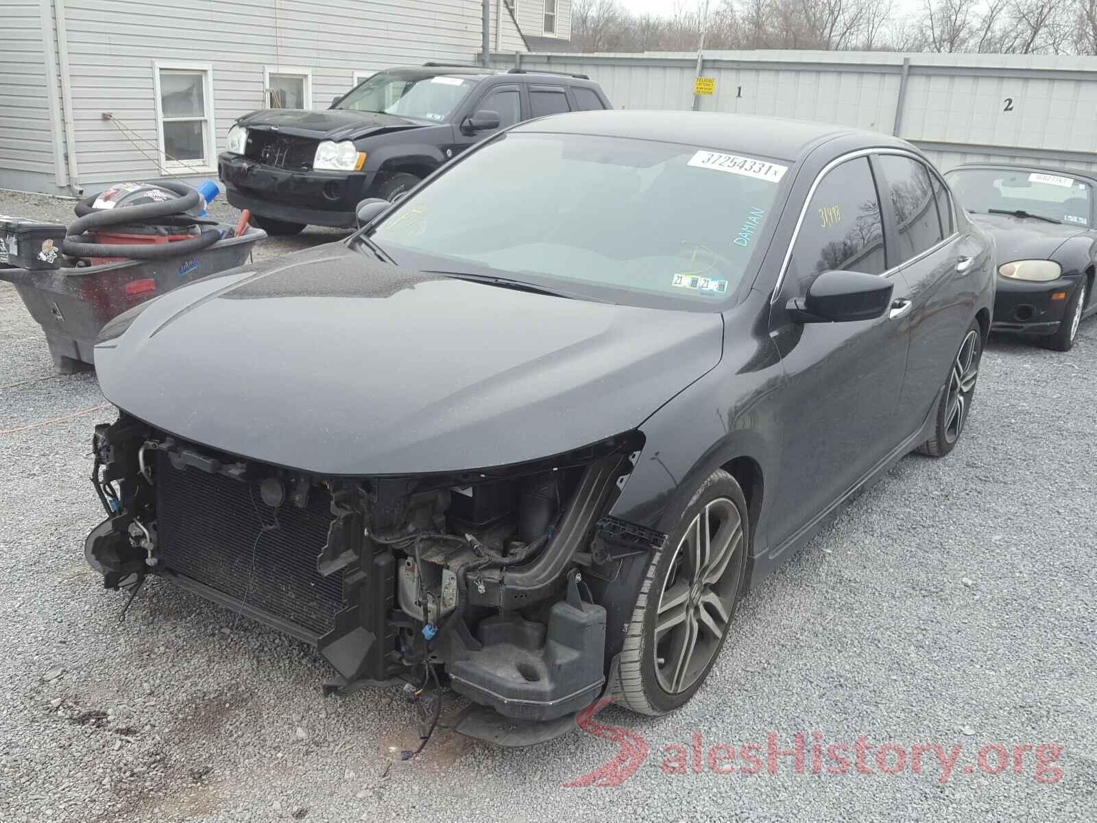 1HGCR2F57HA275079 2017 HONDA ACCORD