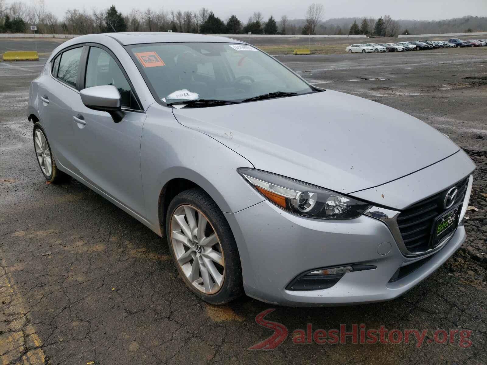 JM1BN1L3XH1128712 2017 MAZDA 3