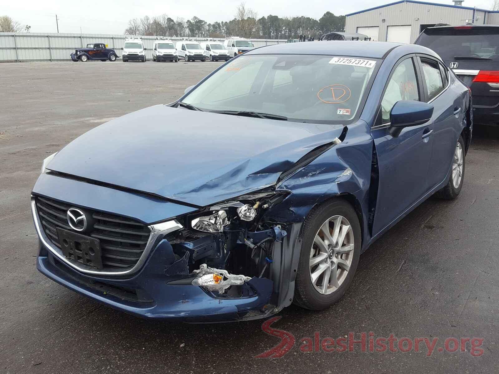 3MZBN1U76JM234291 2018 MAZDA 3