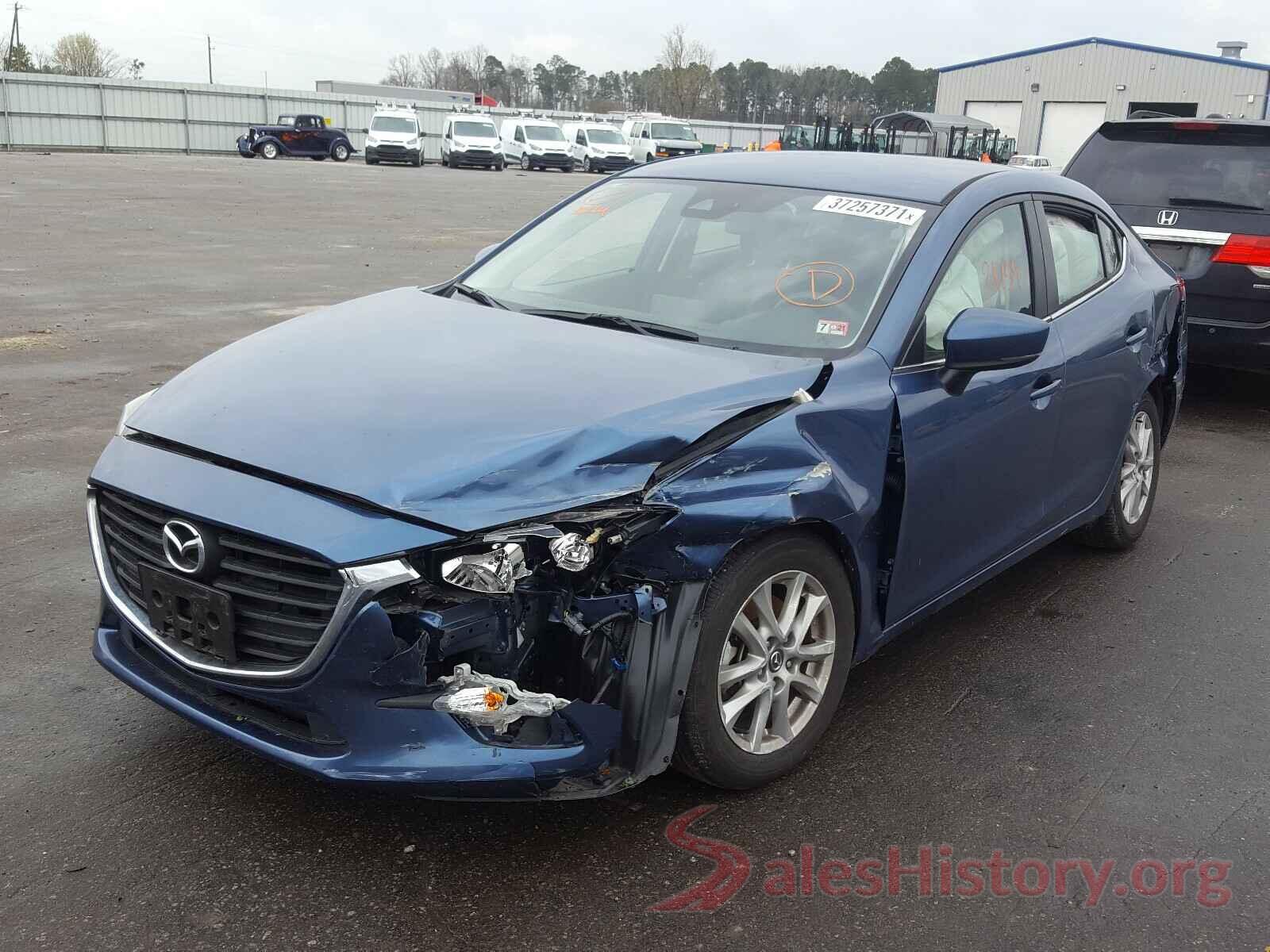 3MZBN1U76JM234291 2018 MAZDA 3