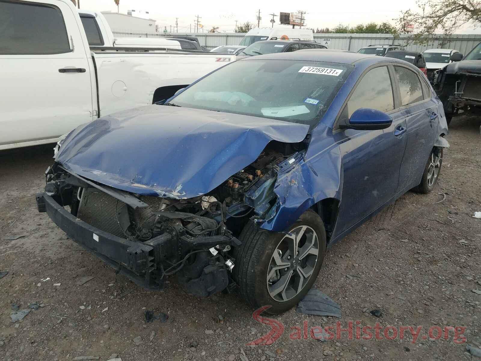 3KPF24AD1KE137679 2019 KIA FORTE