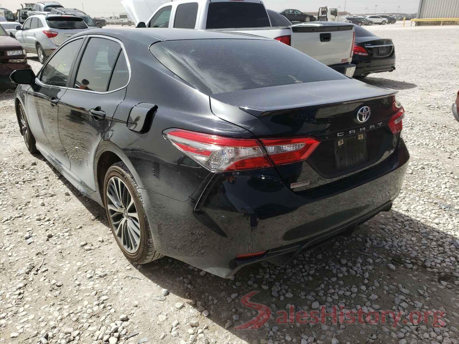 4T1B11HK8JU592531 2018 TOYOTA CAMRY