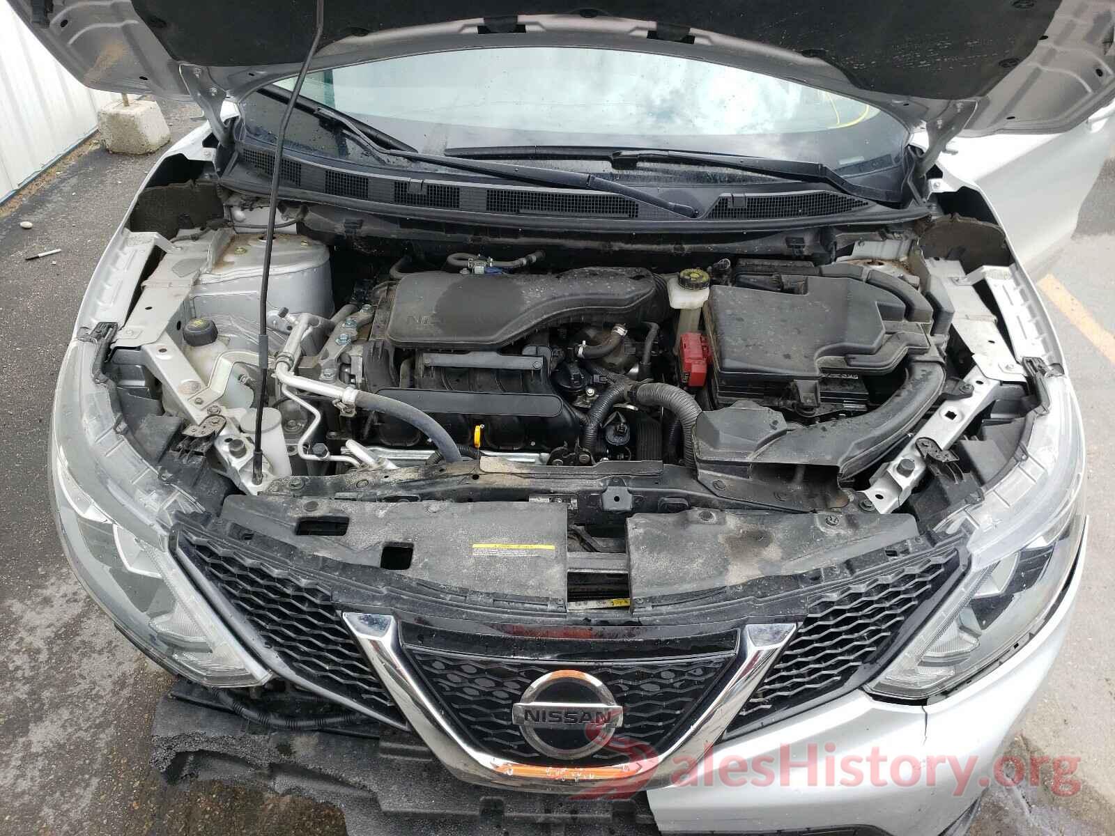 JN1BJ1CR6JW250818 2018 NISSAN ROGUE