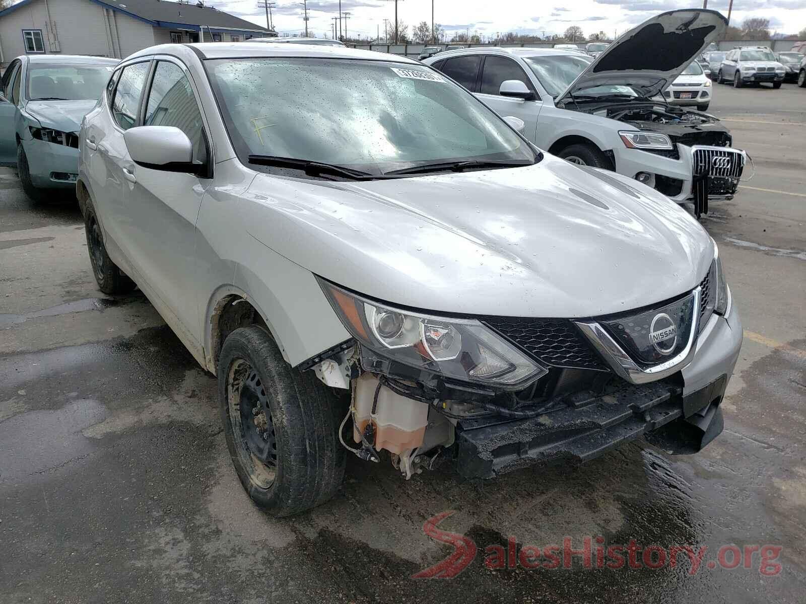 JN1BJ1CR6JW250818 2018 NISSAN ROGUE