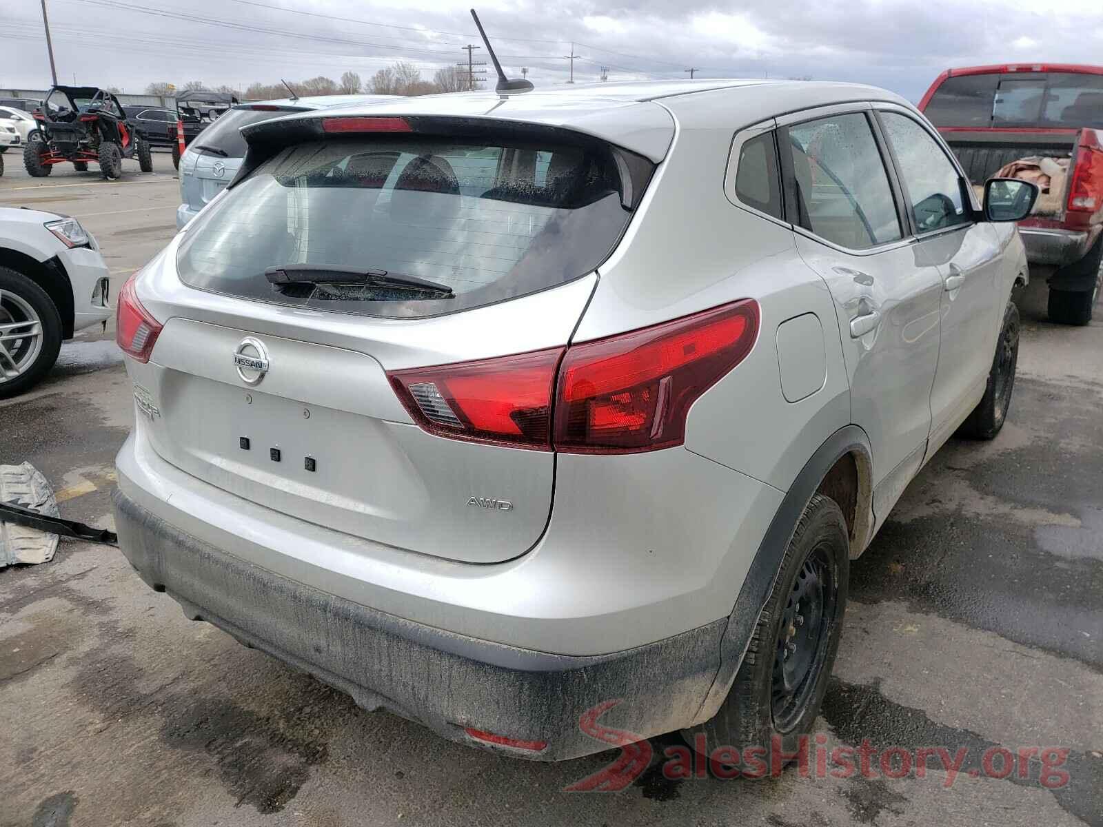 JN1BJ1CR6JW250818 2018 NISSAN ROGUE