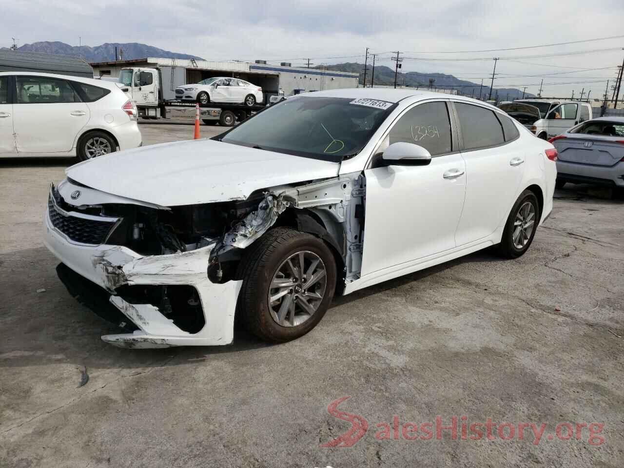 5XXGT4L36KG323795 2019 KIA OPTIMA